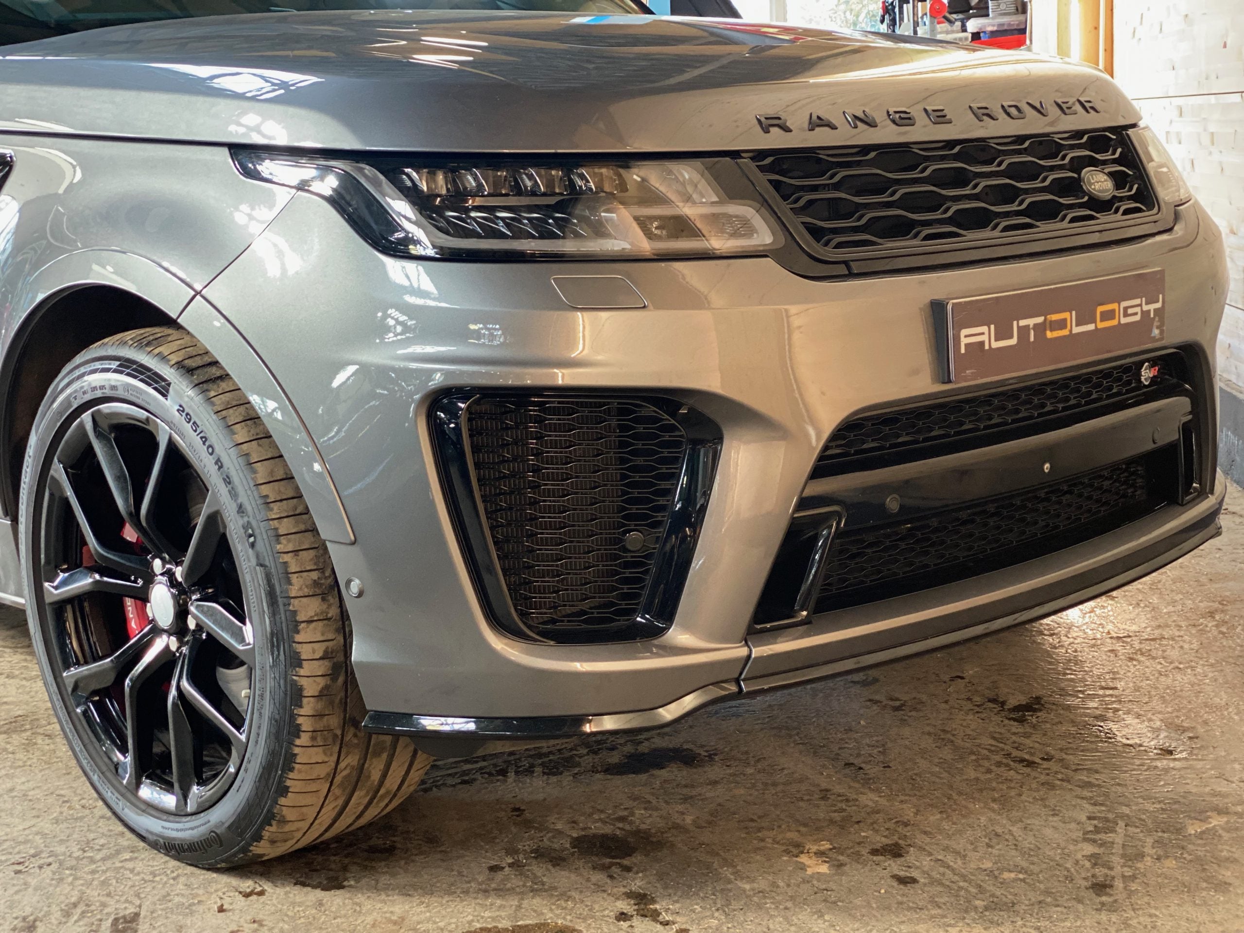 Land Rover Range Rover Sport SVR