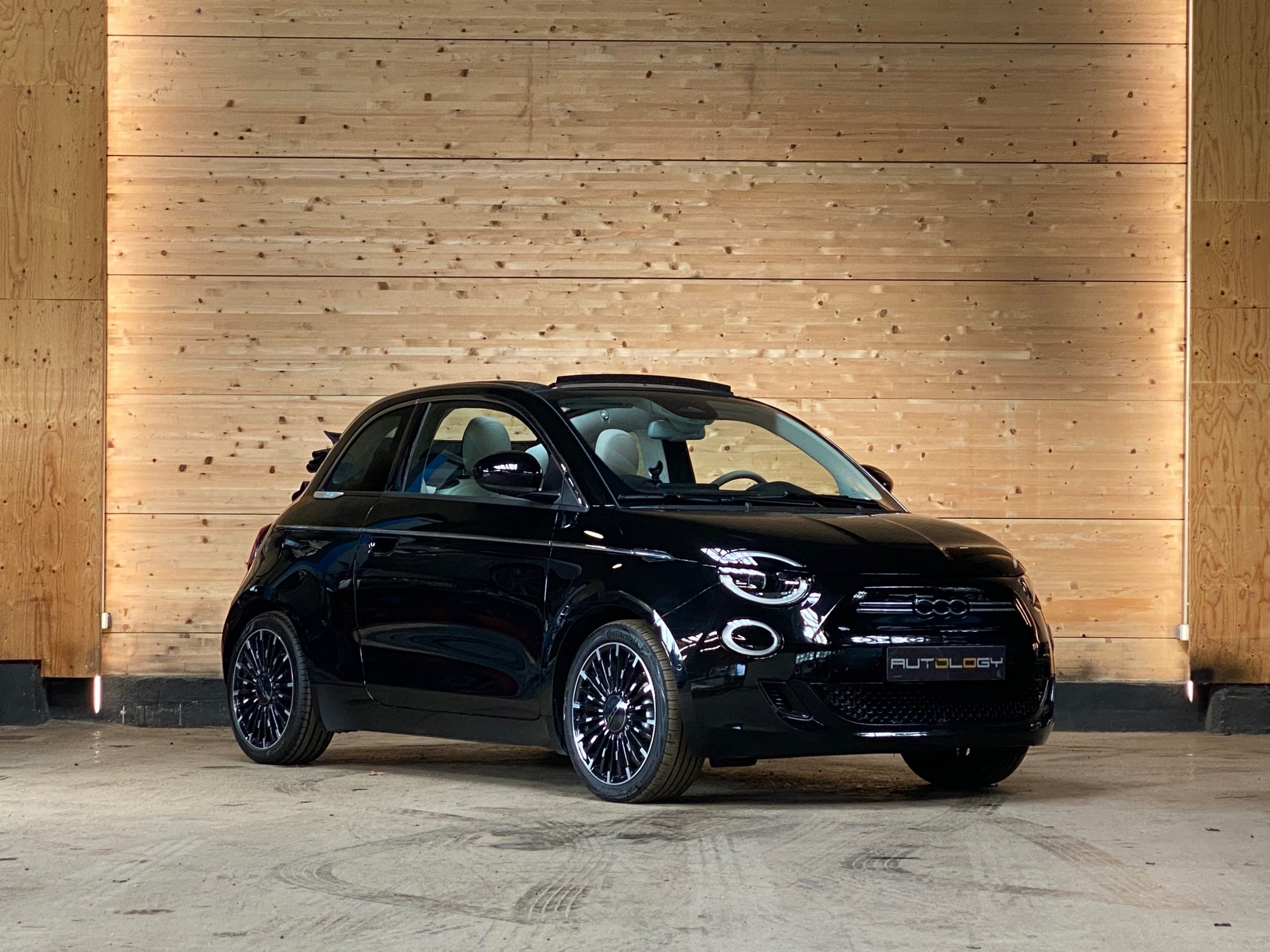 Fiat 500e LaPrima Cabriolet