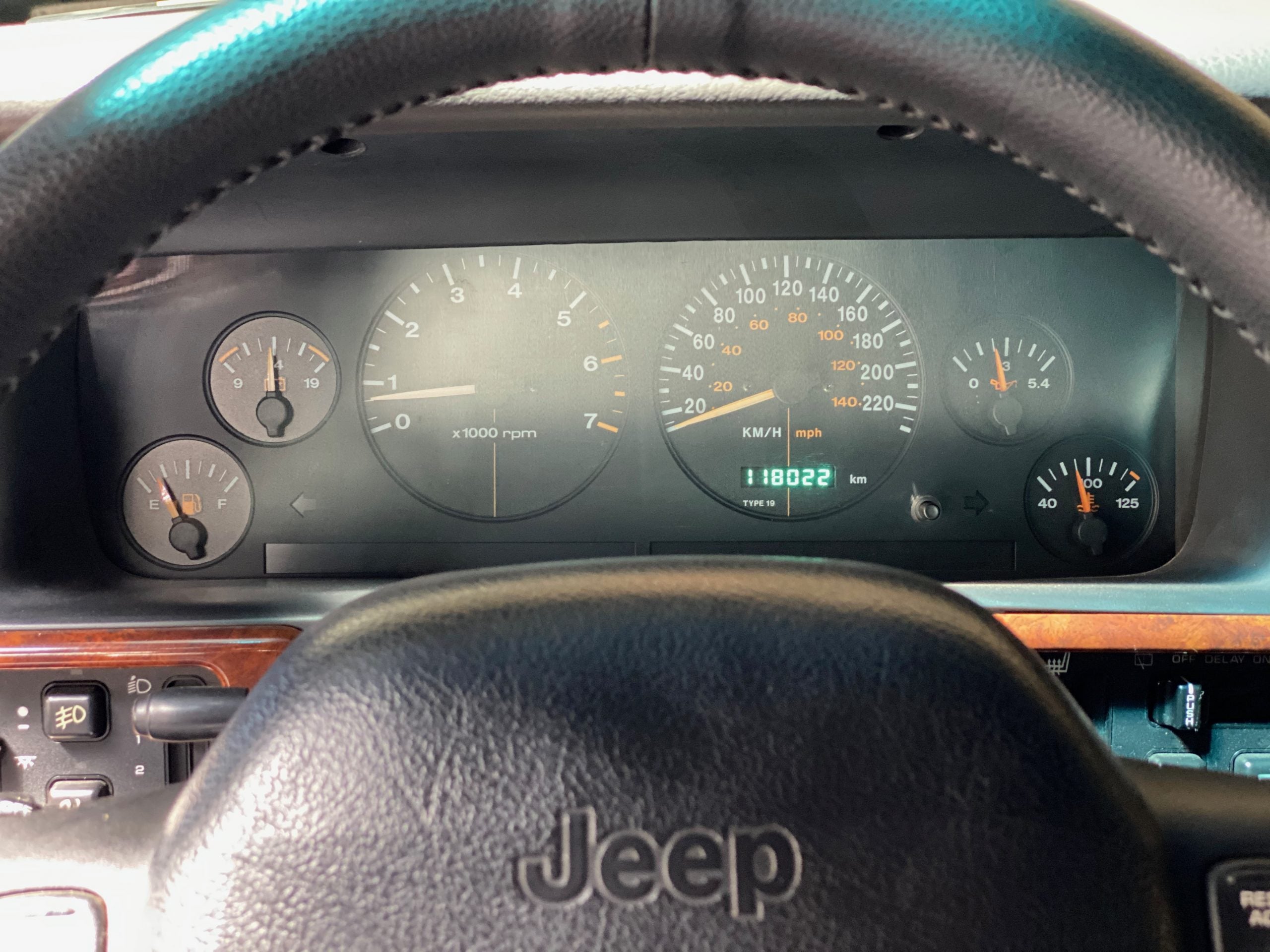 Jeep Grand Cherokee V8 5.2 Limited