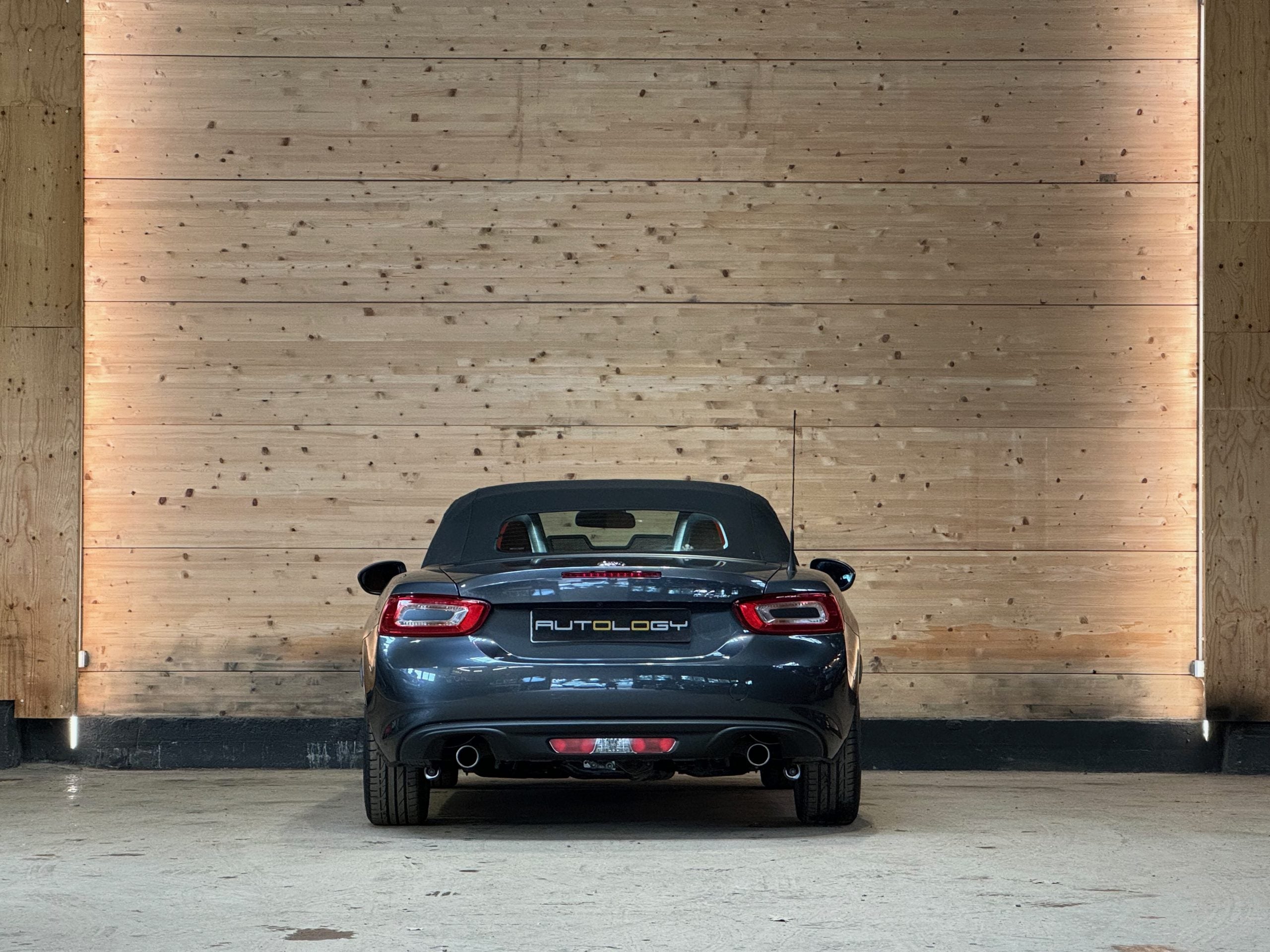 Fiat 124 Spider Lusso 1.4 Multiair