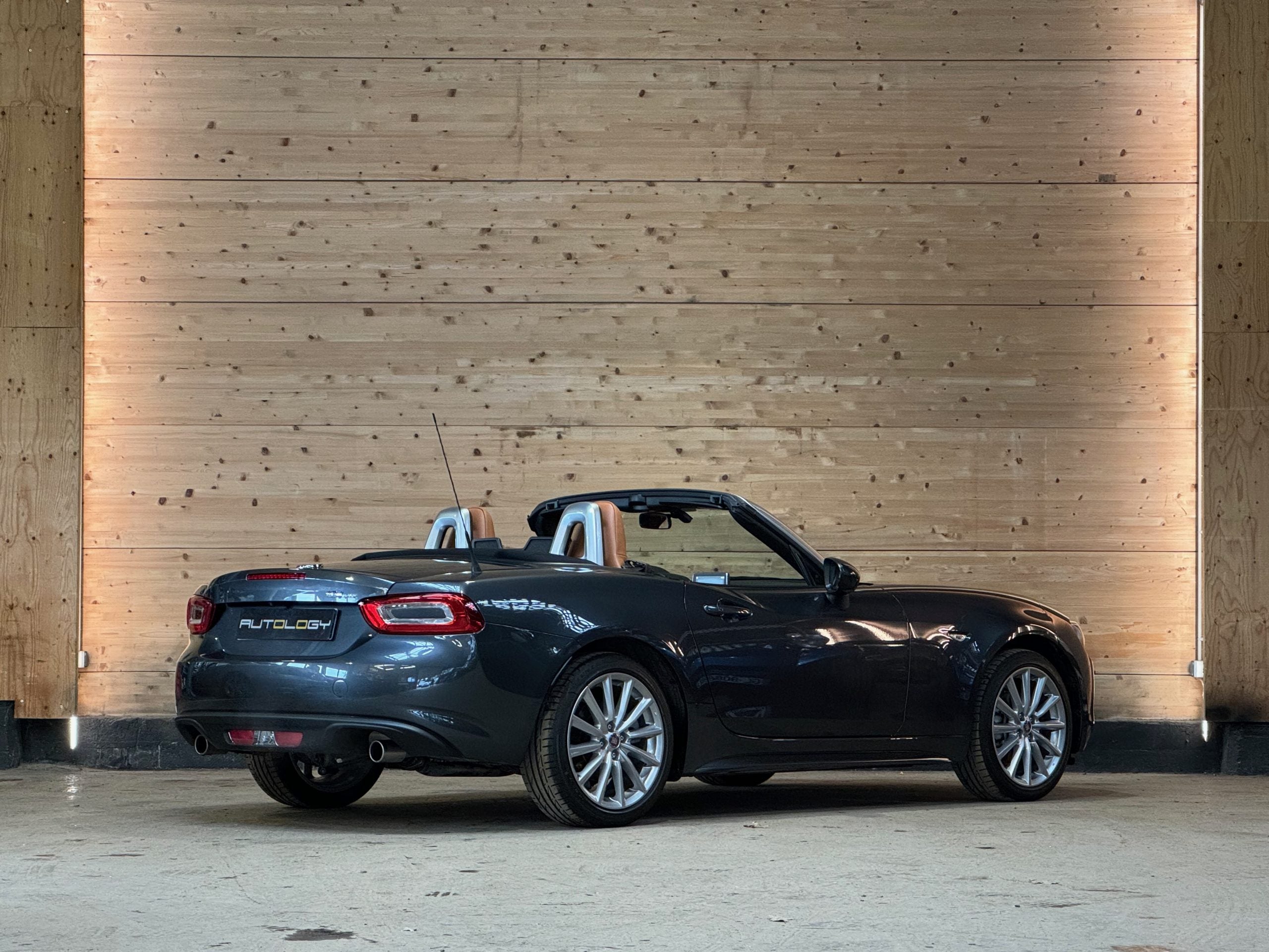 Fiat 124 Spider Lusso 1.4 Multiair