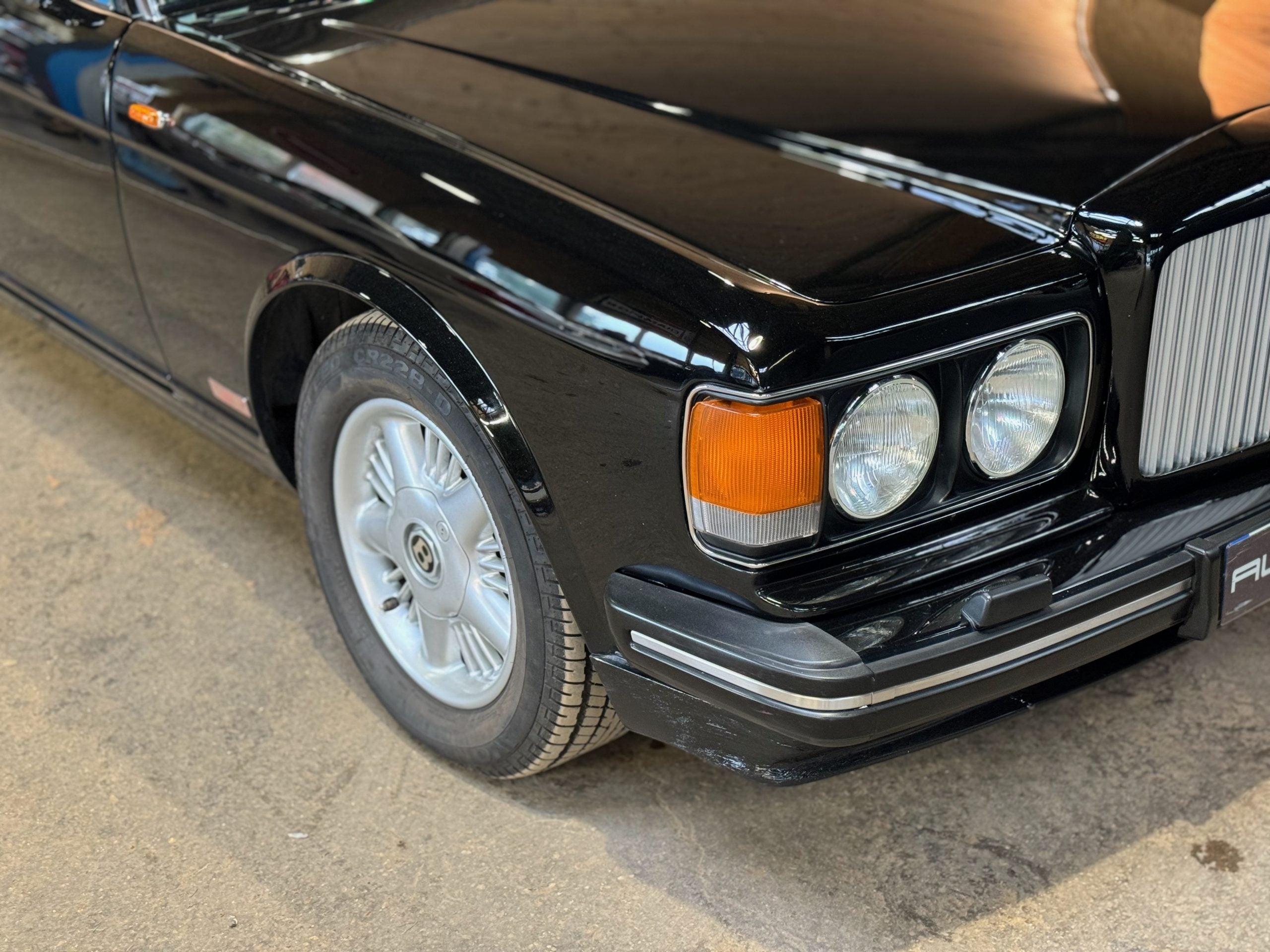 Bentley Turbo R