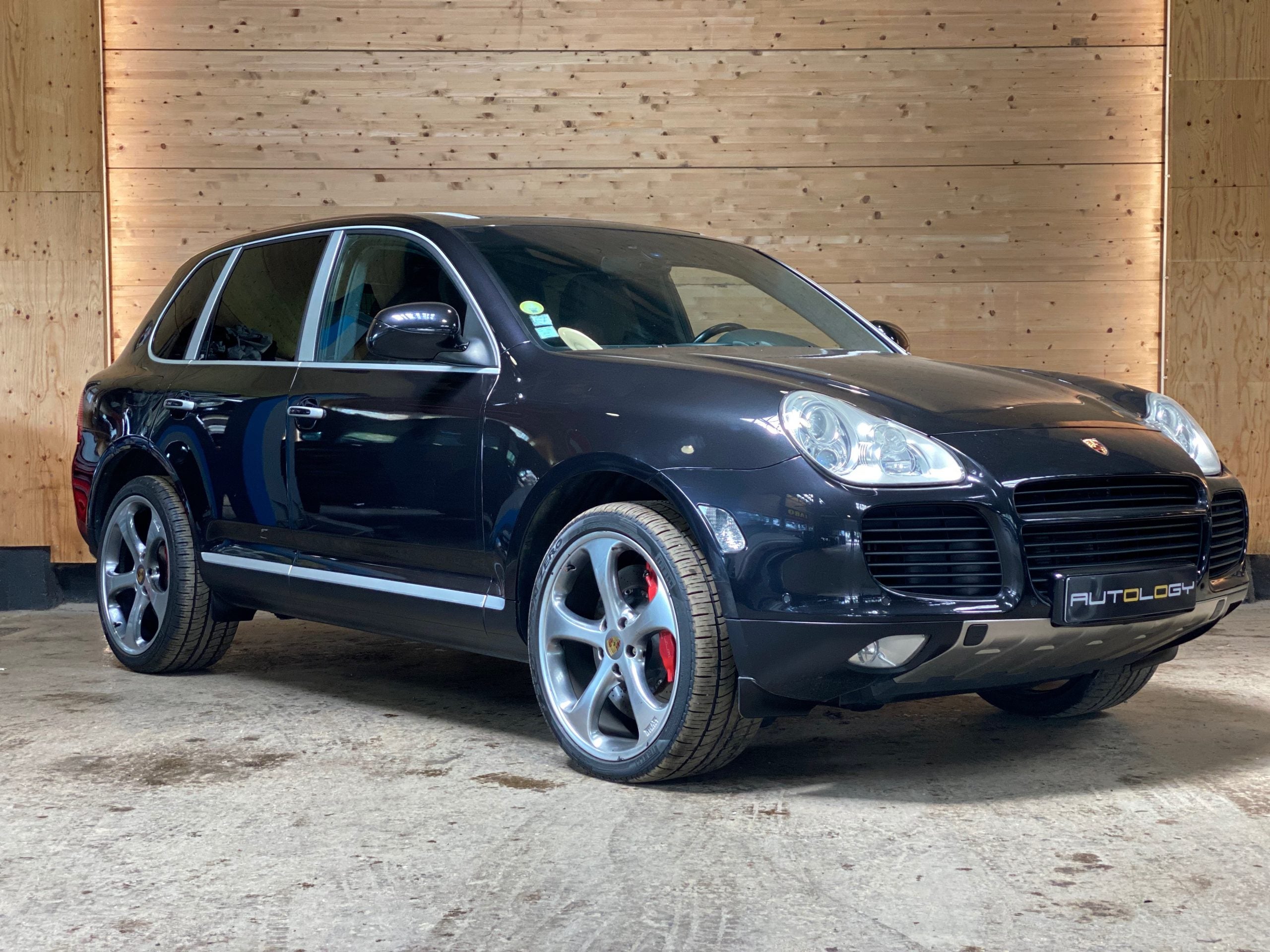 Porsche Cayenne Turbo 4.5 450ch Tiptronic