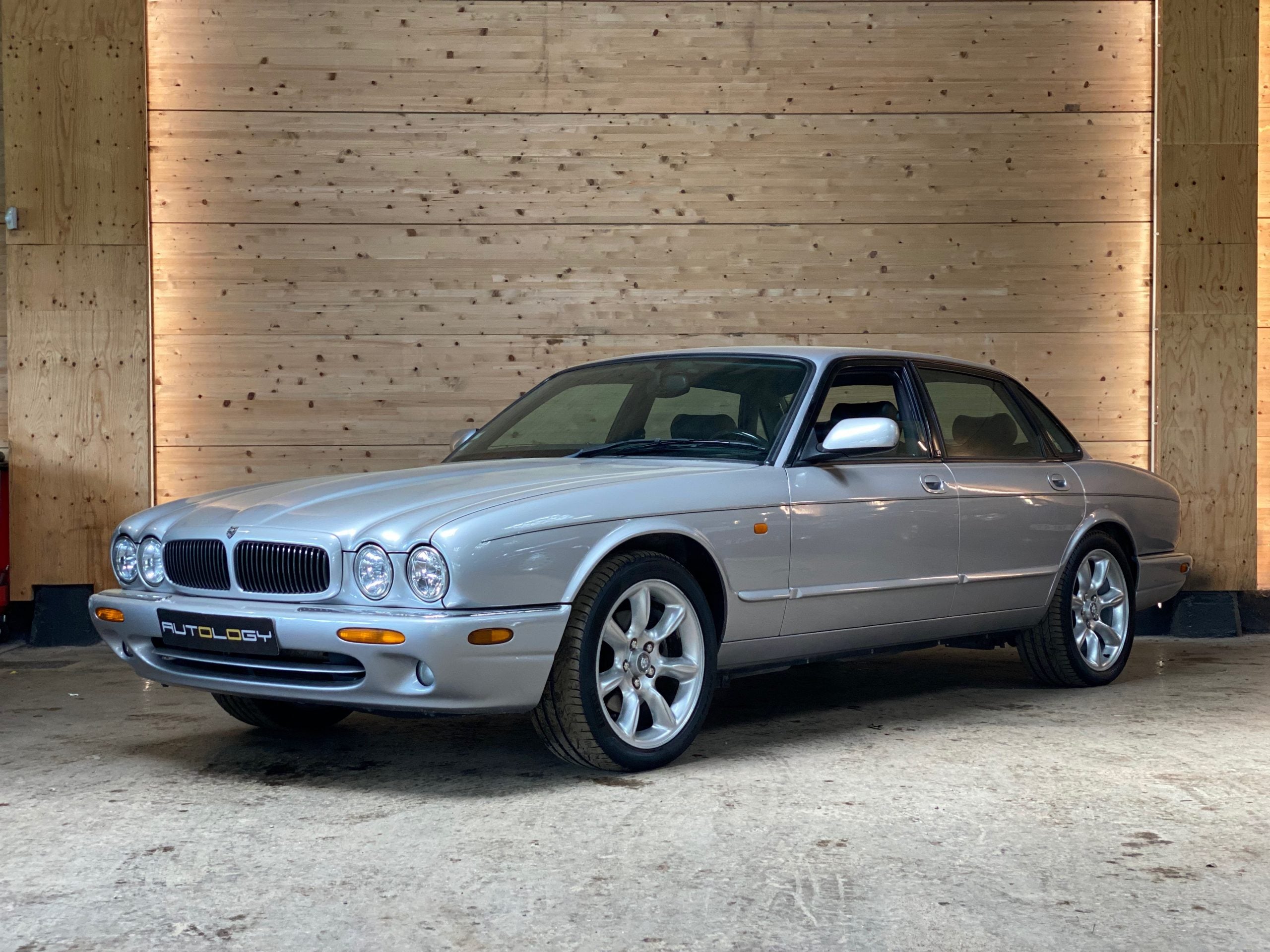 Jaguar XJ8 3.2 Executive