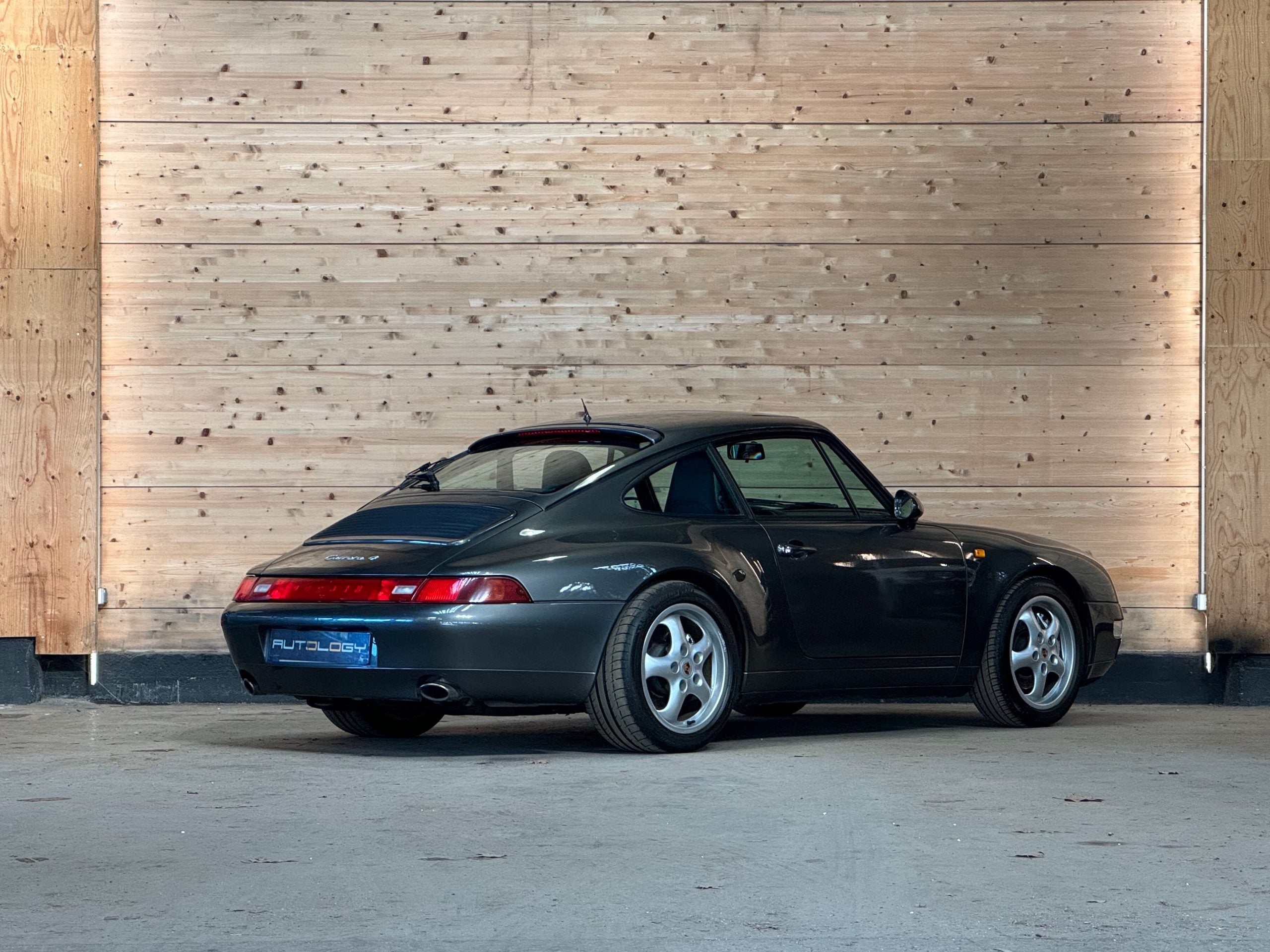 Porsche 993 Carrera 4