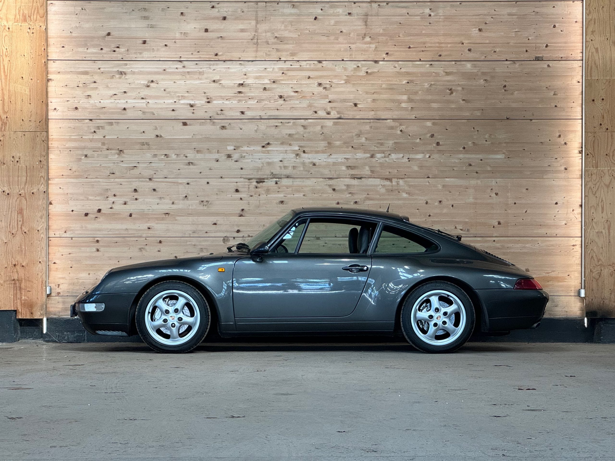 Porsche 993 Carrera 4