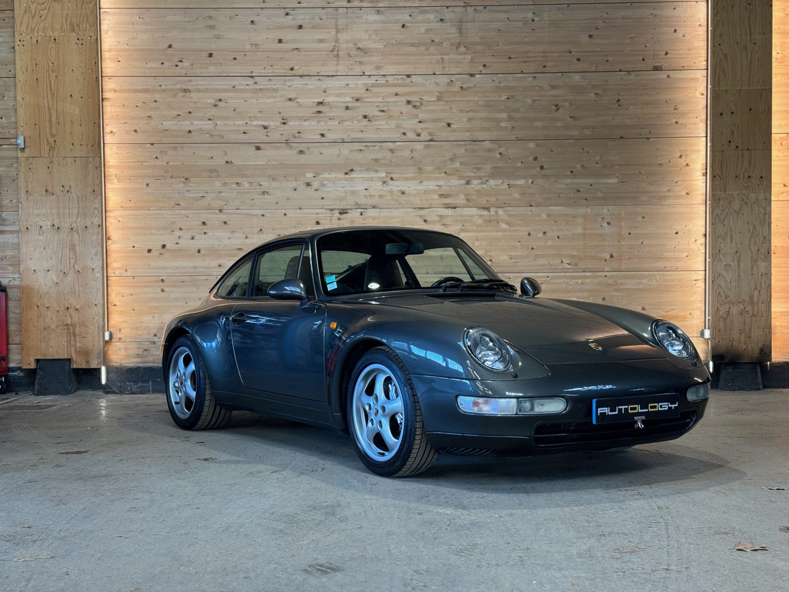 Porsche 993 Carrera 4