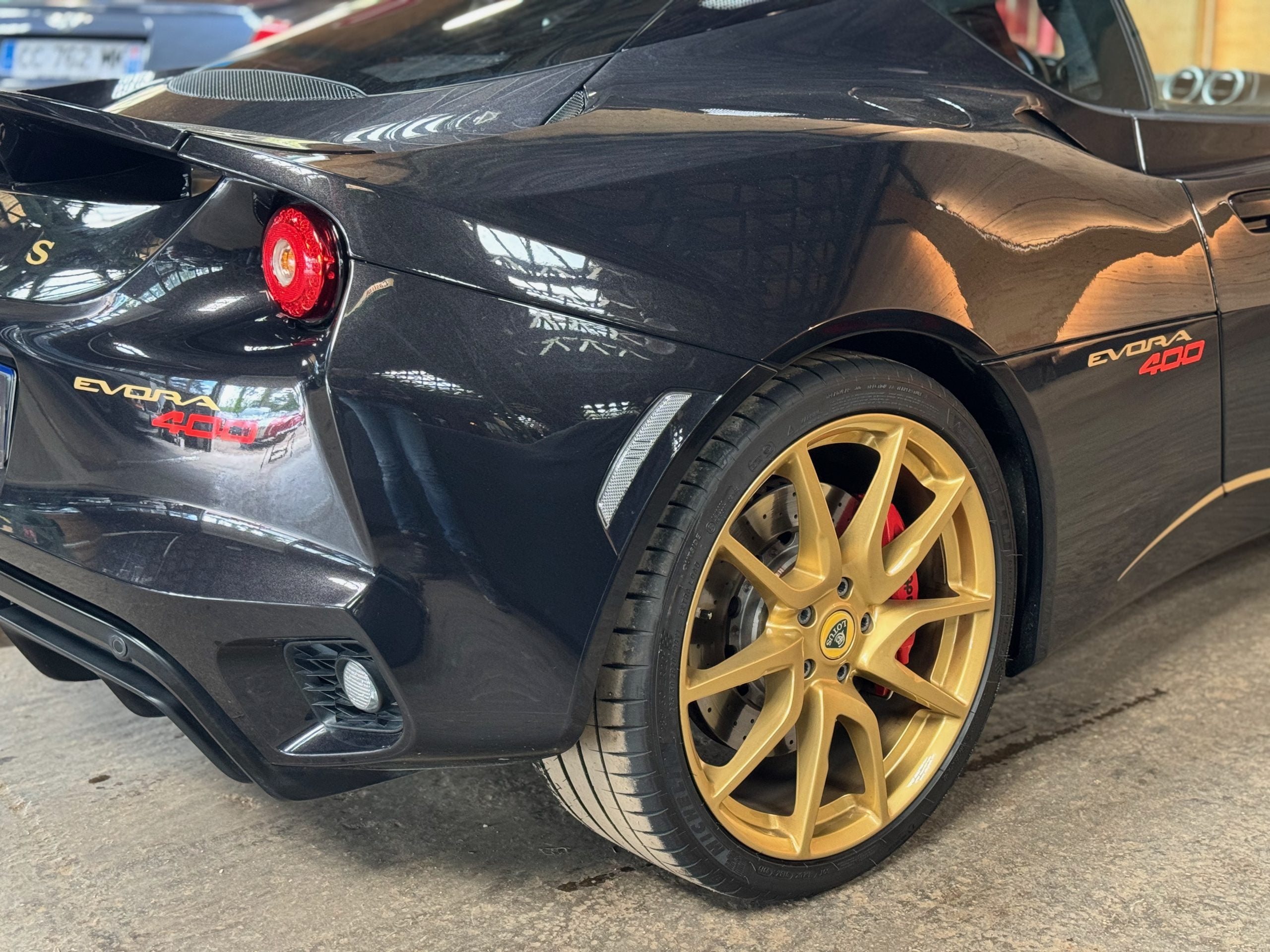 Lotus Evora 400