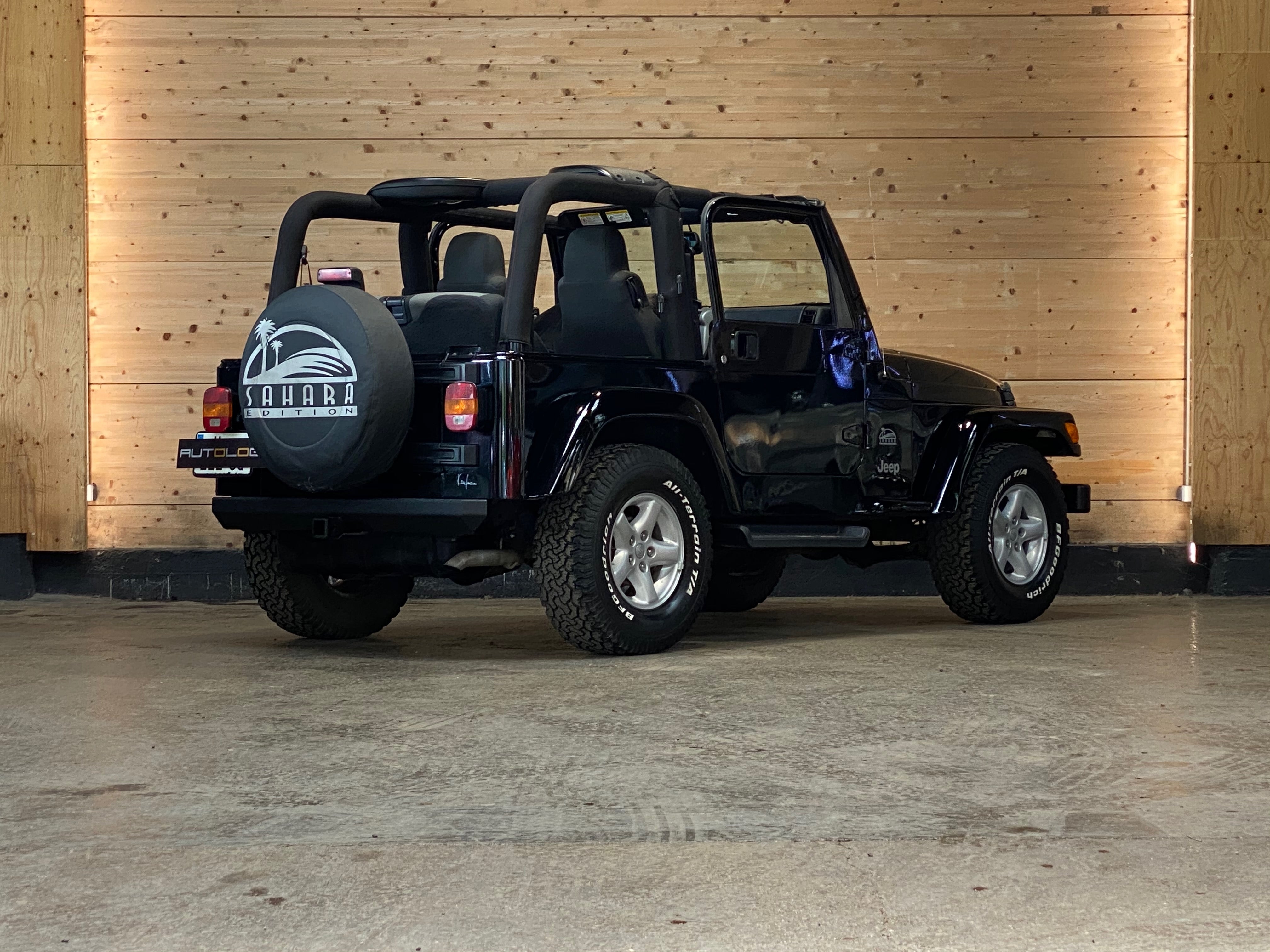 Jeep Wrangler TJ 4.0 Sahara BVA