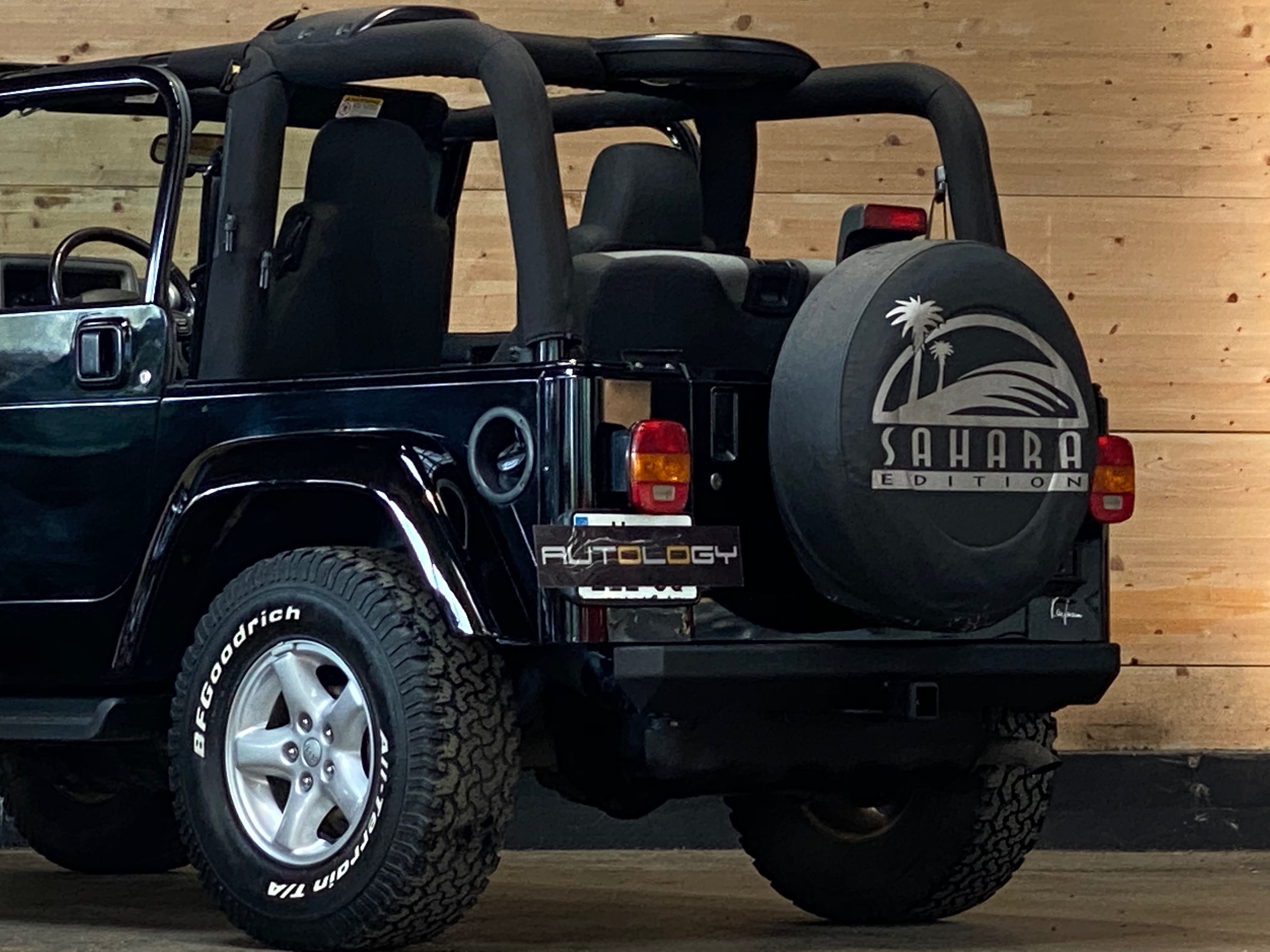 Jeep Wrangler TJ 4.0 Sahara BVA