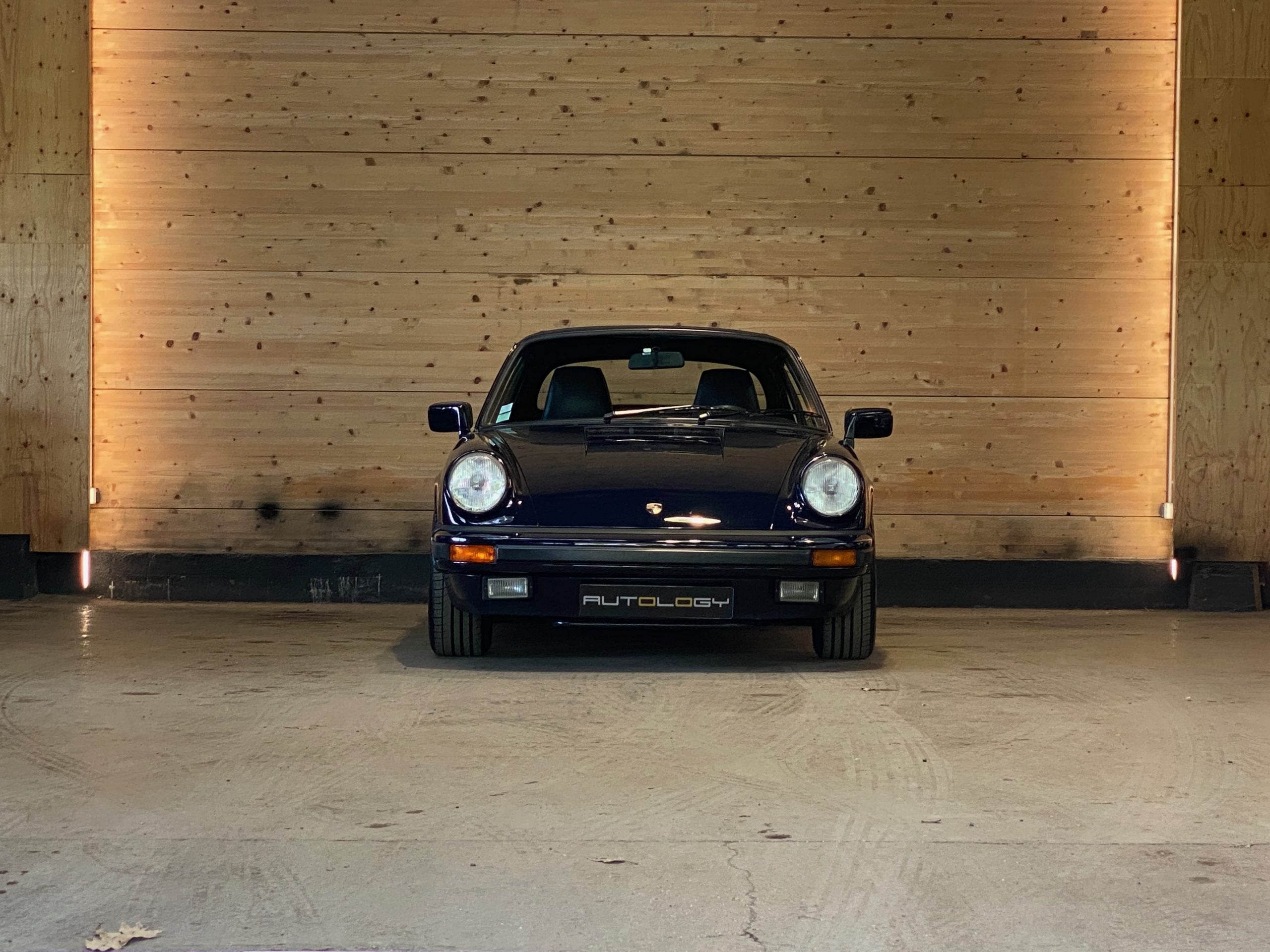 Porsche 911 Carrera 3.2 Cabriolet