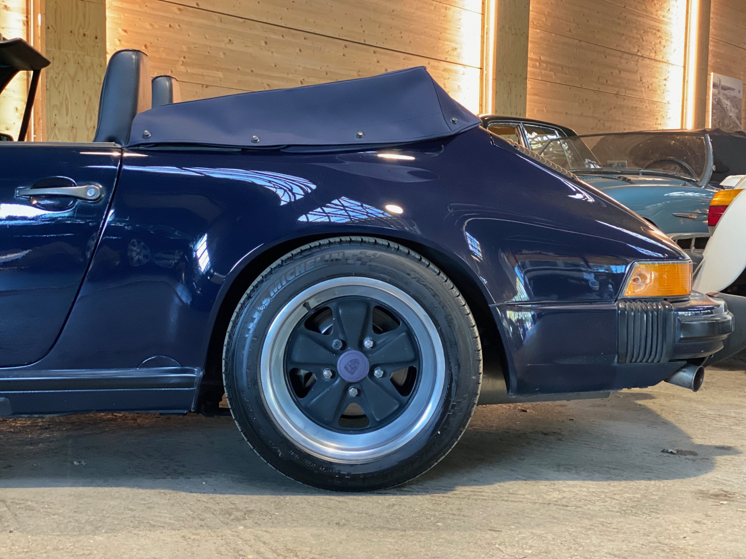 Porsche 911 Carrera 3.2 Cabriolet