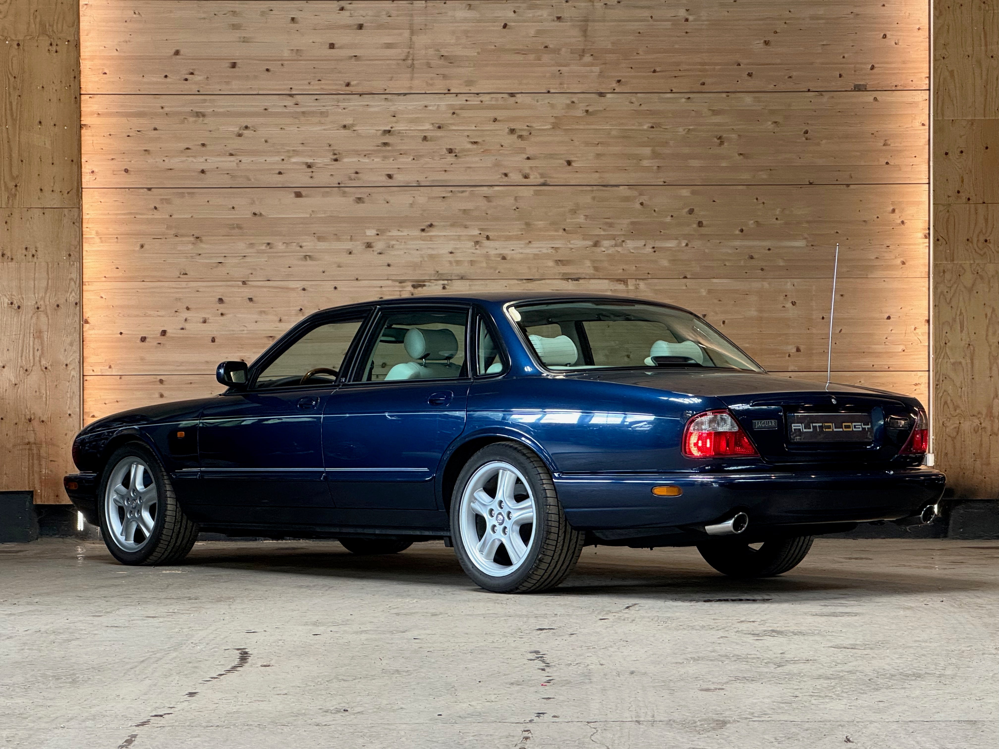 Jaguar XJR 4.0 375ch