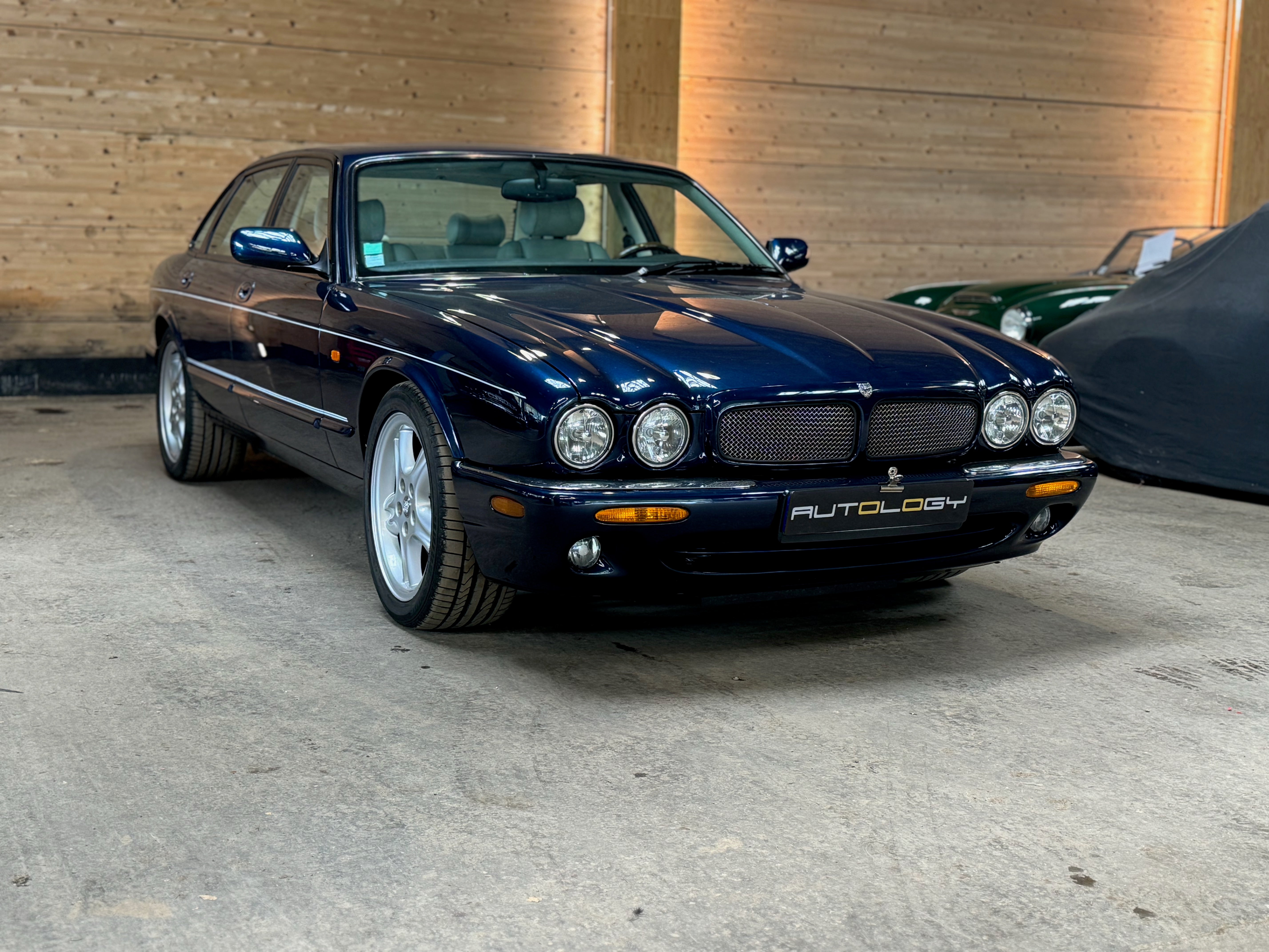 Jaguar XJR 4.0 375ch