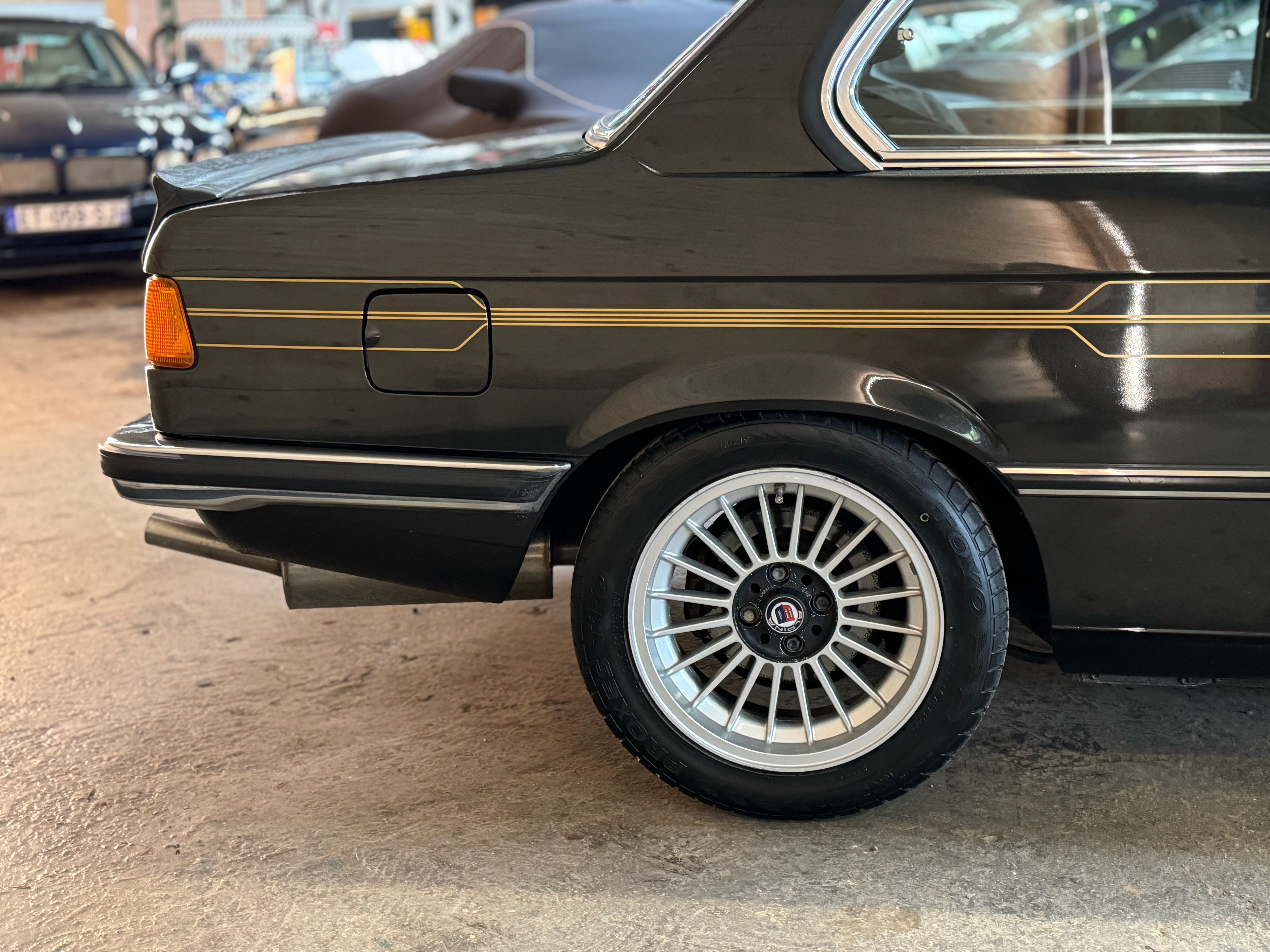 Alpina C1 2.3