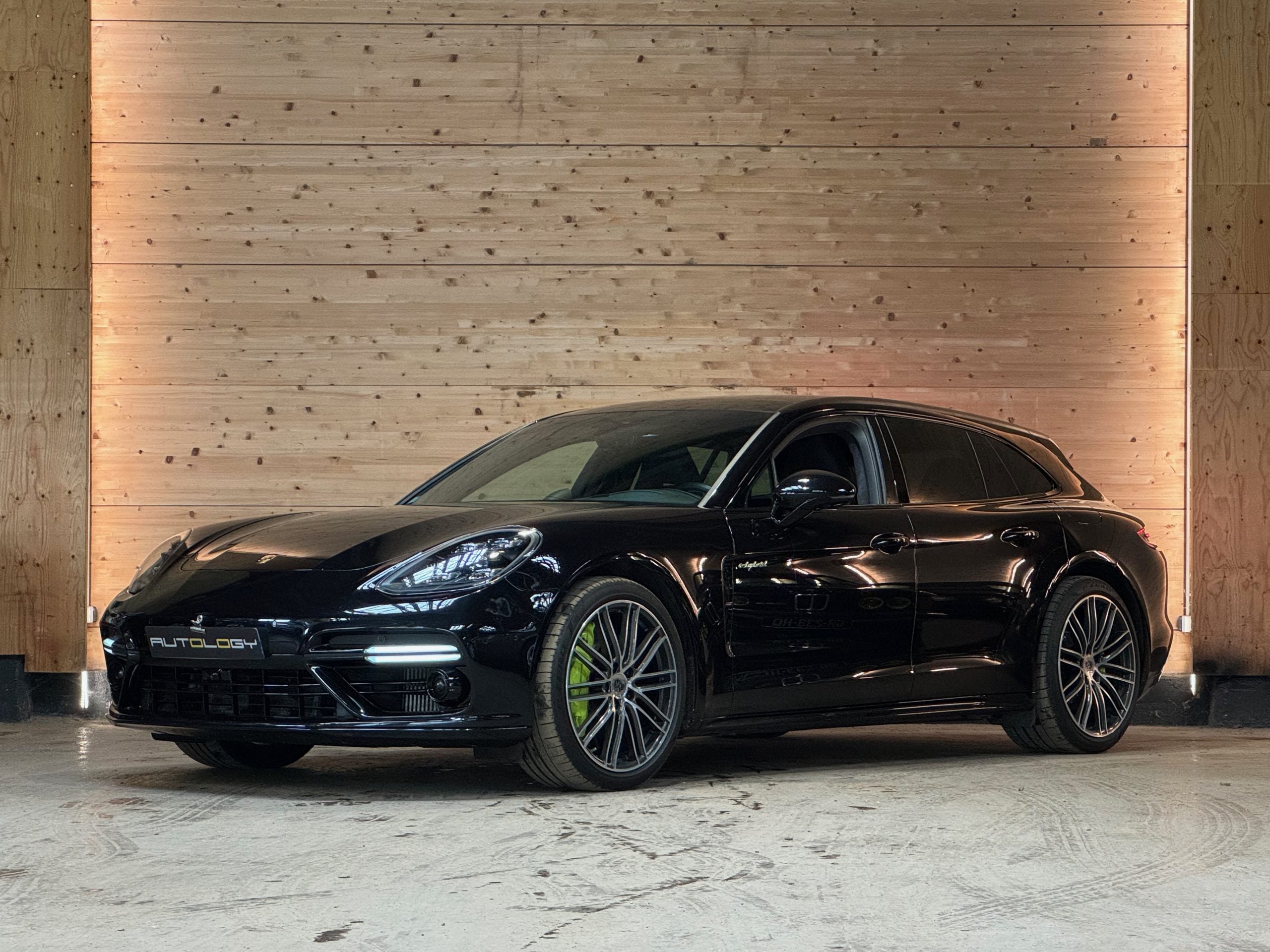 Porsche Panamera Sport Turismo Turbo S e-Hybrid