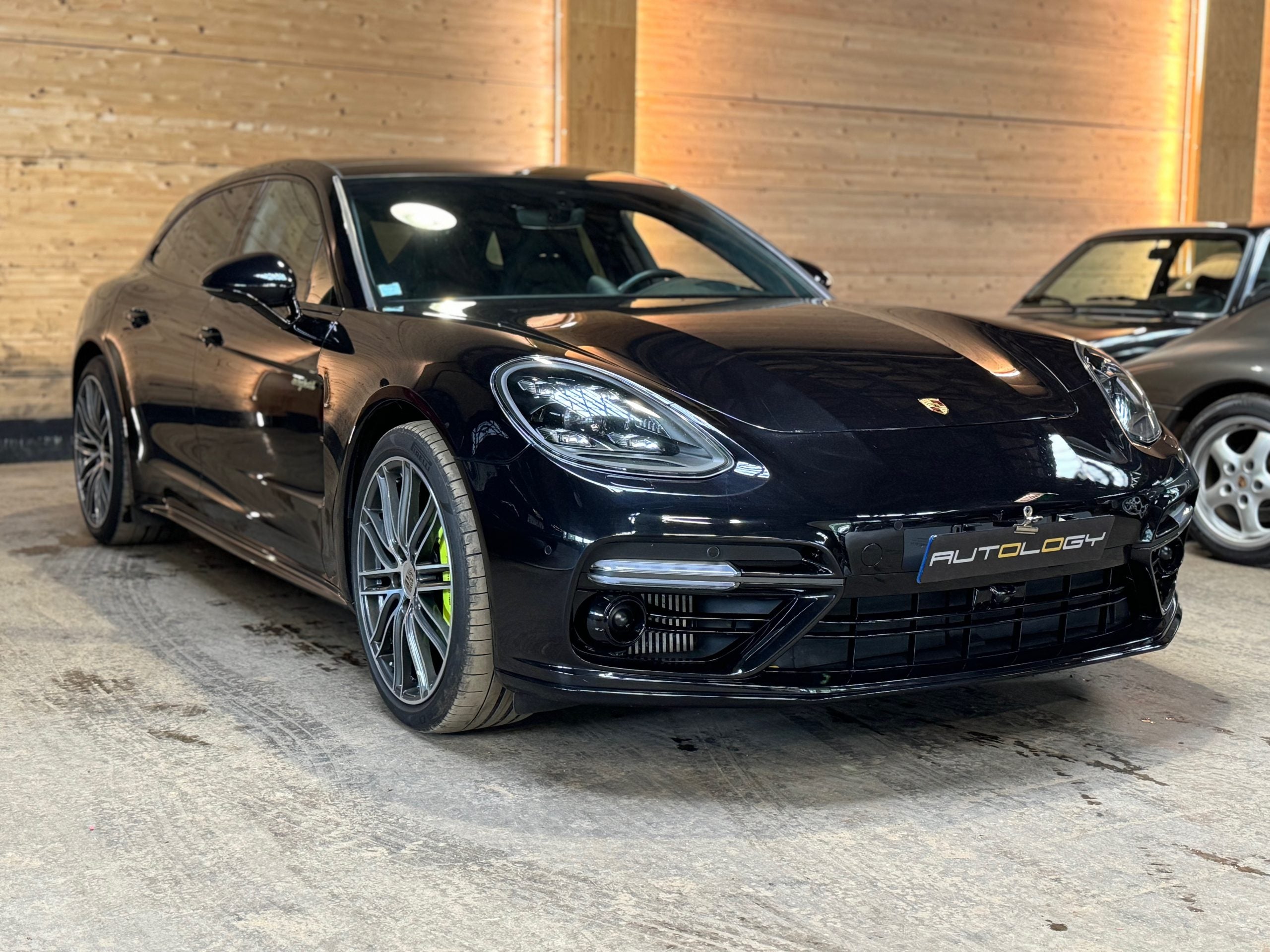 Porsche Panamera Sport Turismo Turbo S e-Hybrid