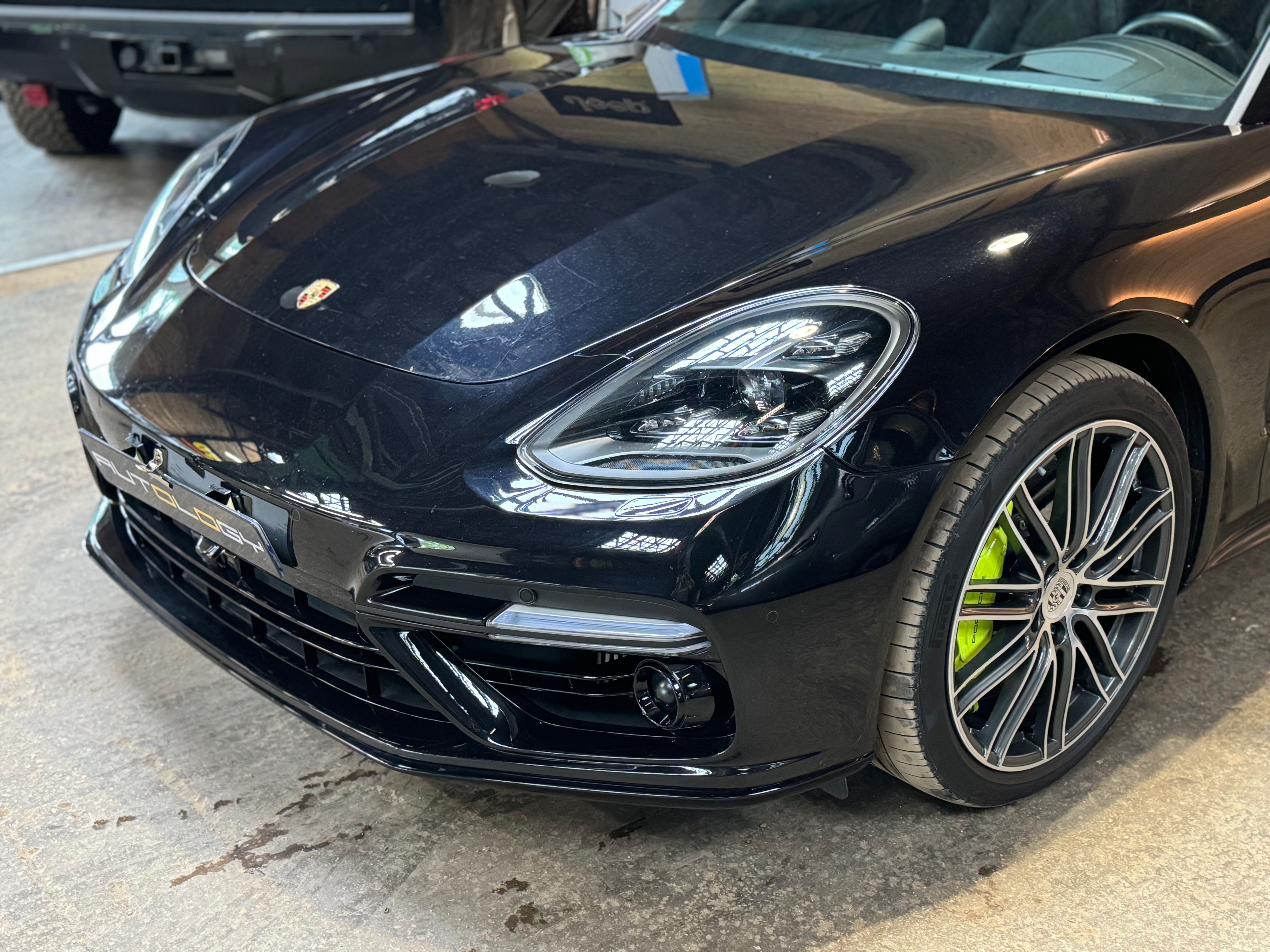 Porsche Panamera Sport Turismo Turbo S e-Hybrid