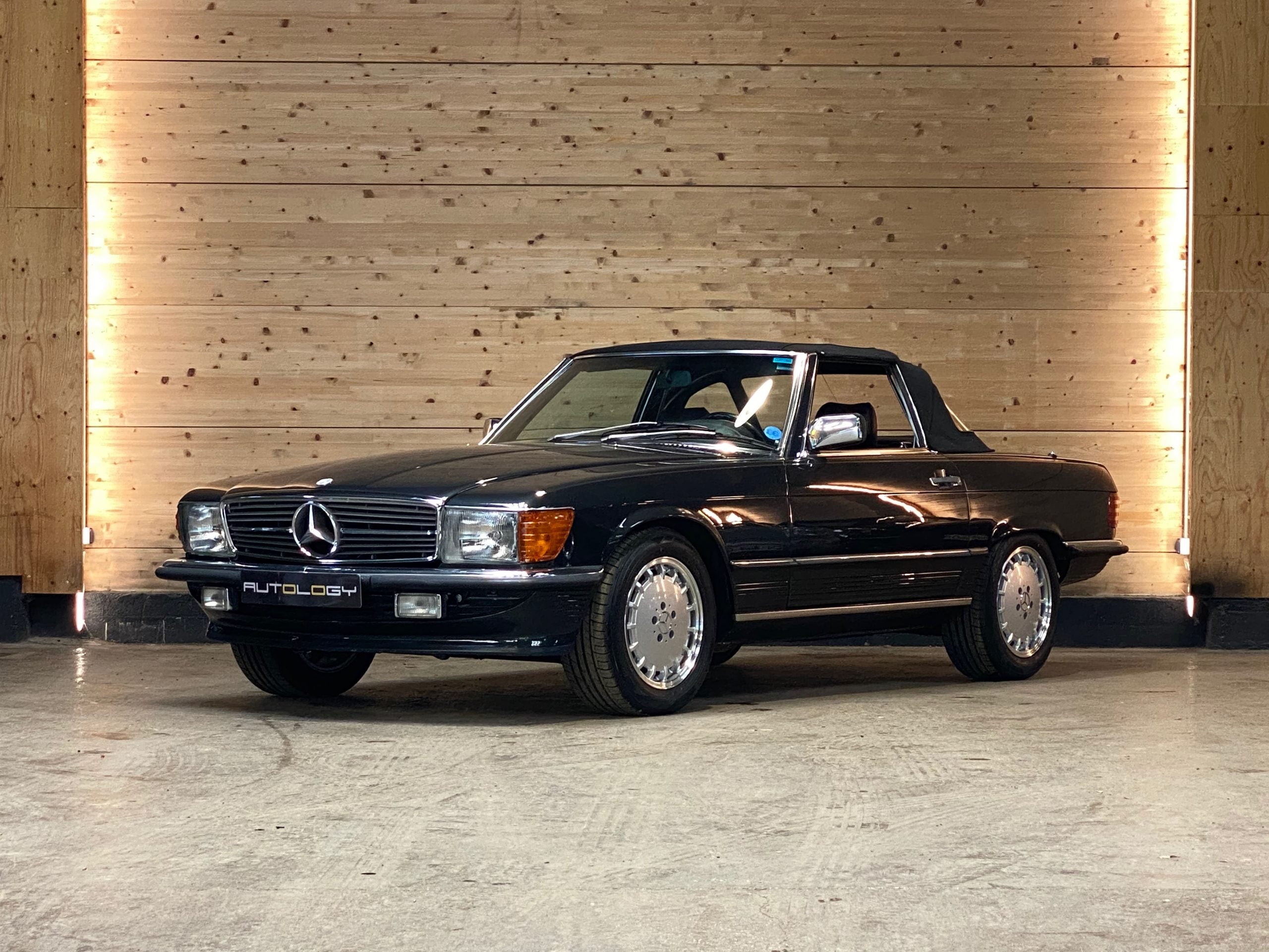 Mercedes 560 SL