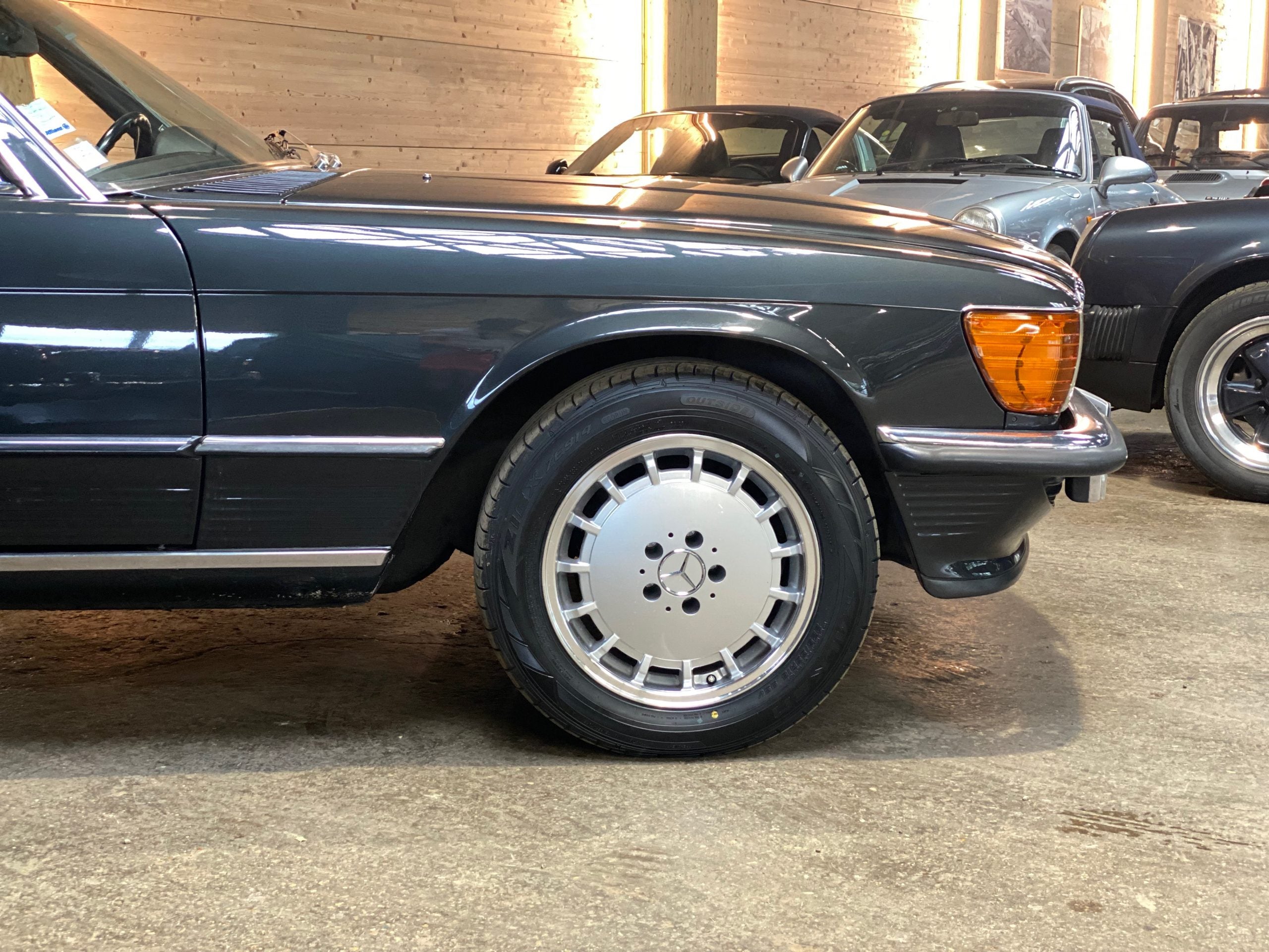 Mercedes 560 SL