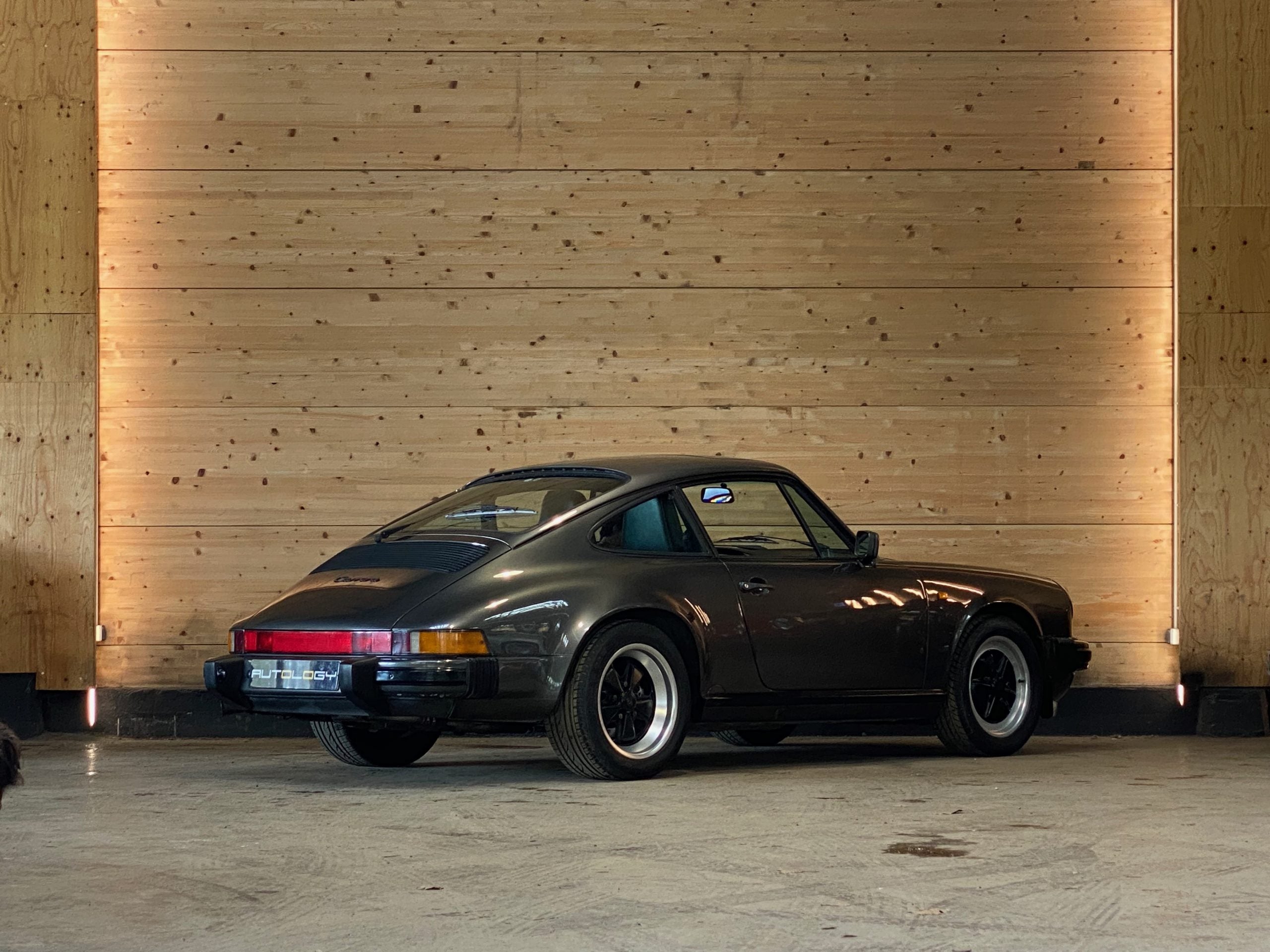 Porsche 911 Carrera 3.2