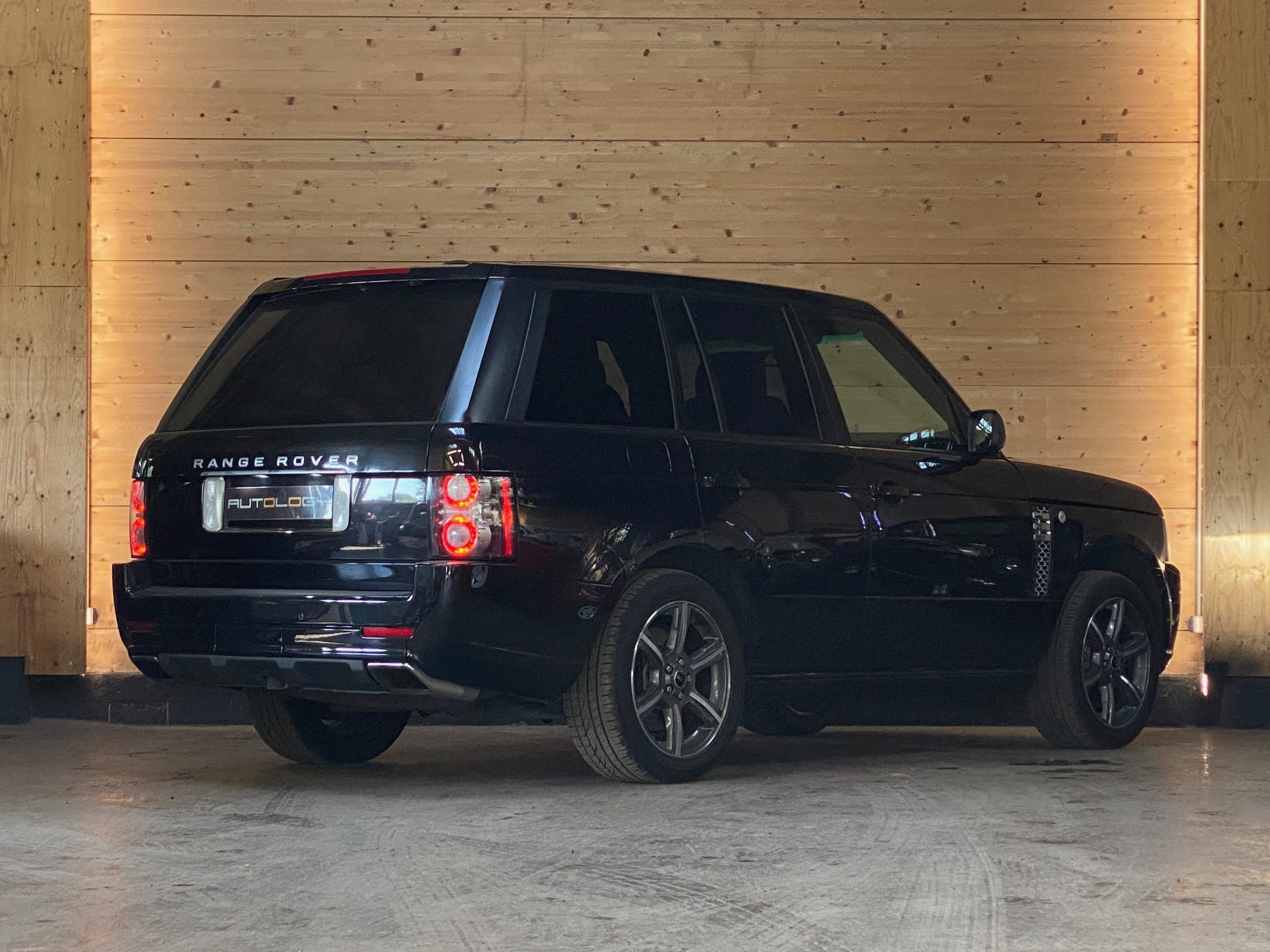 Land Rover Range Rover Supercharged V8 5.0 Autobiography