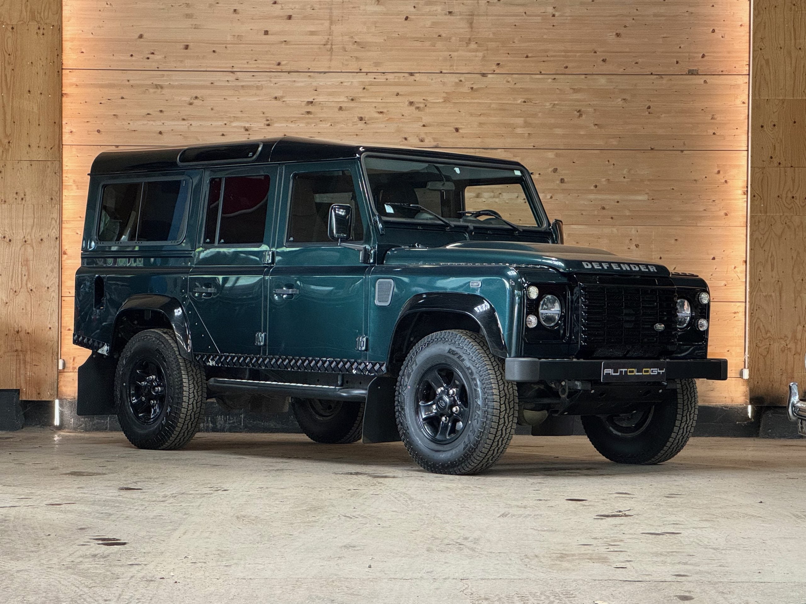 Land Rover Defender 110 Station Wagon Td4 SE