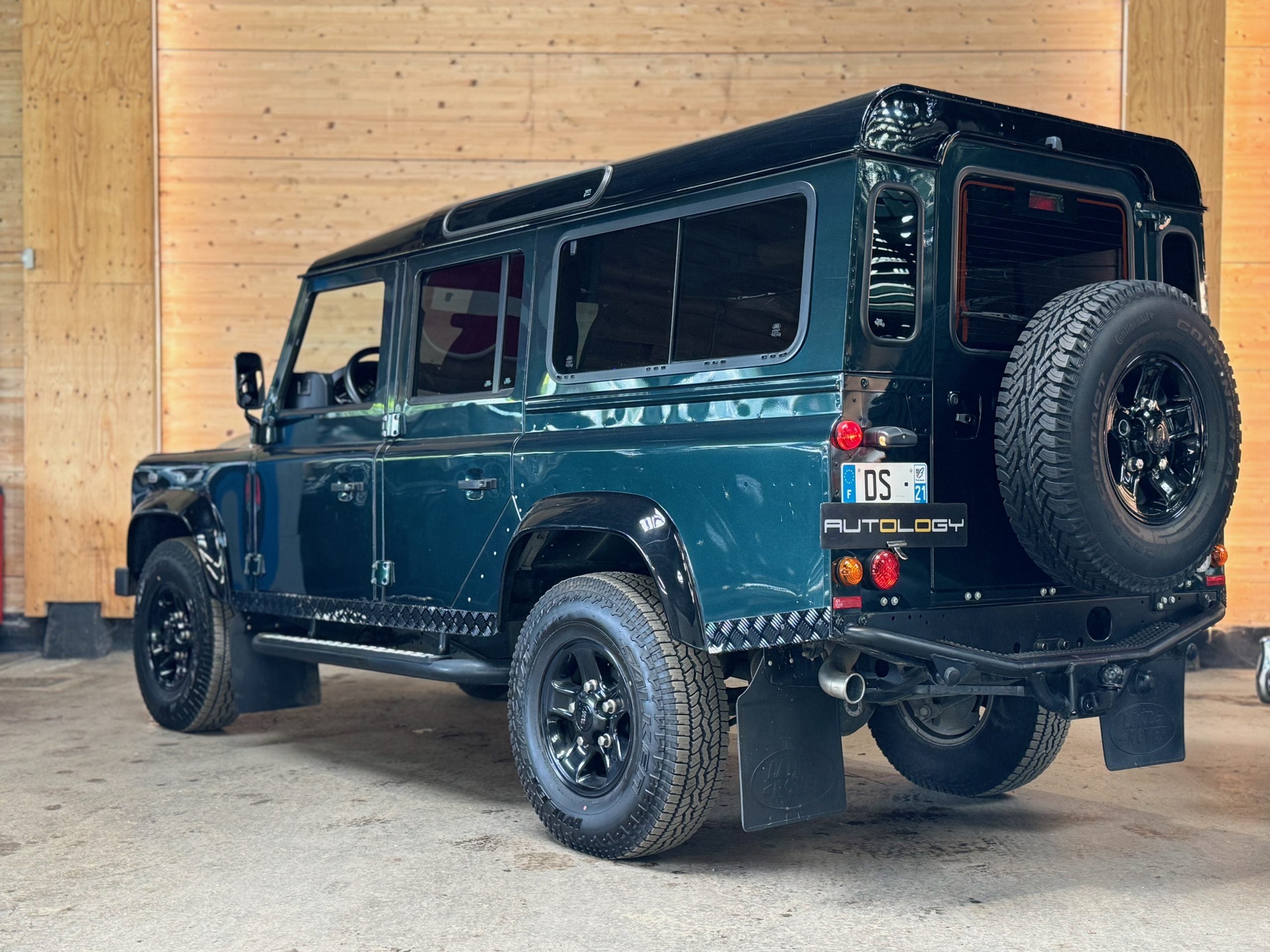 Land Rover Defender 110 Station Wagon Td4 SE