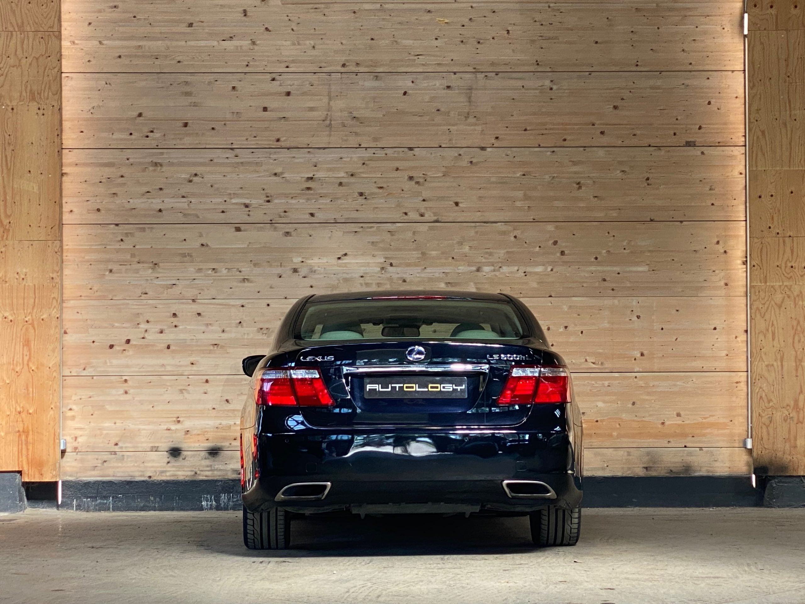 Lexus LS600h L Pack Président