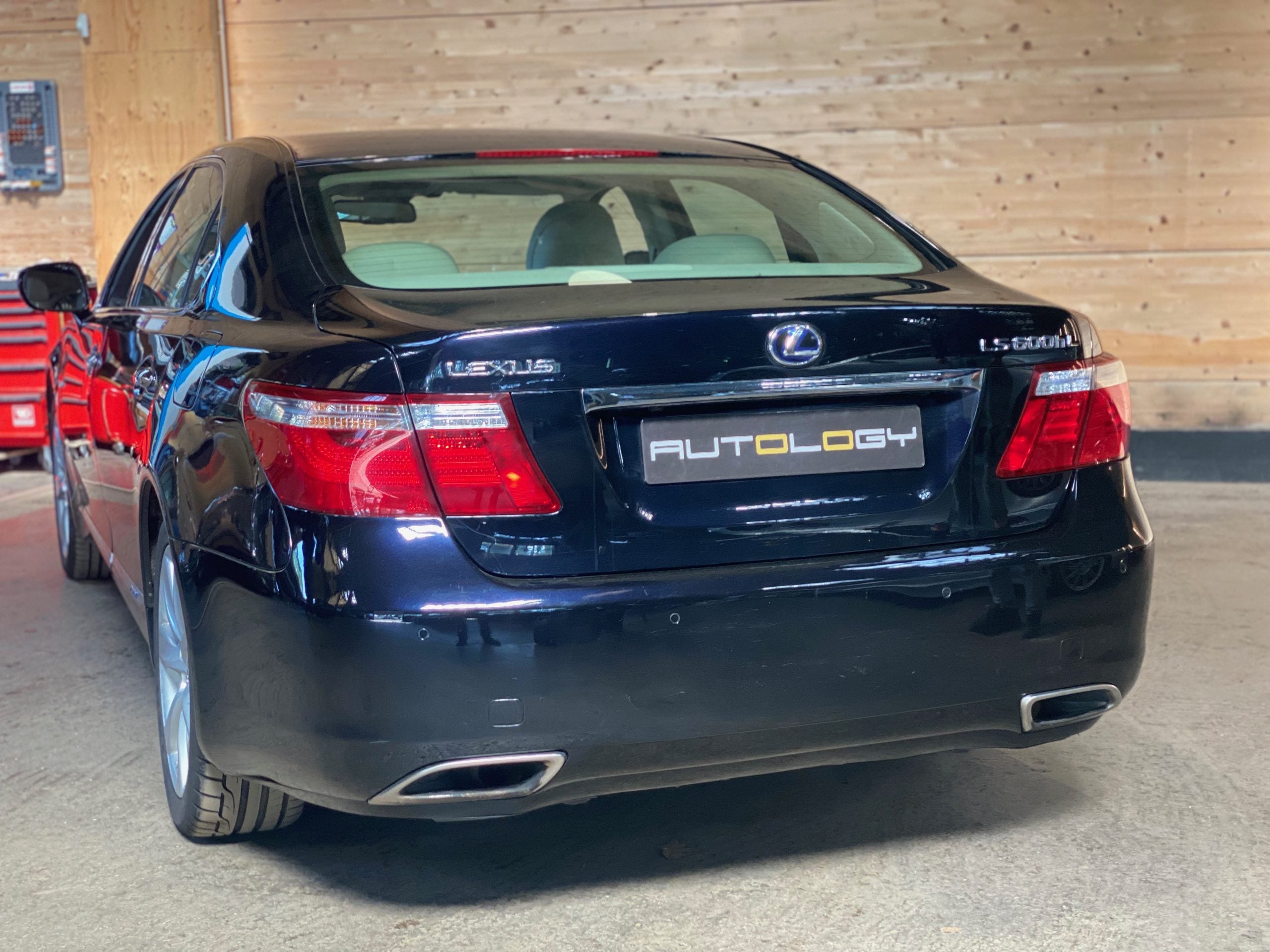 Lexus LS600h L Pack Président