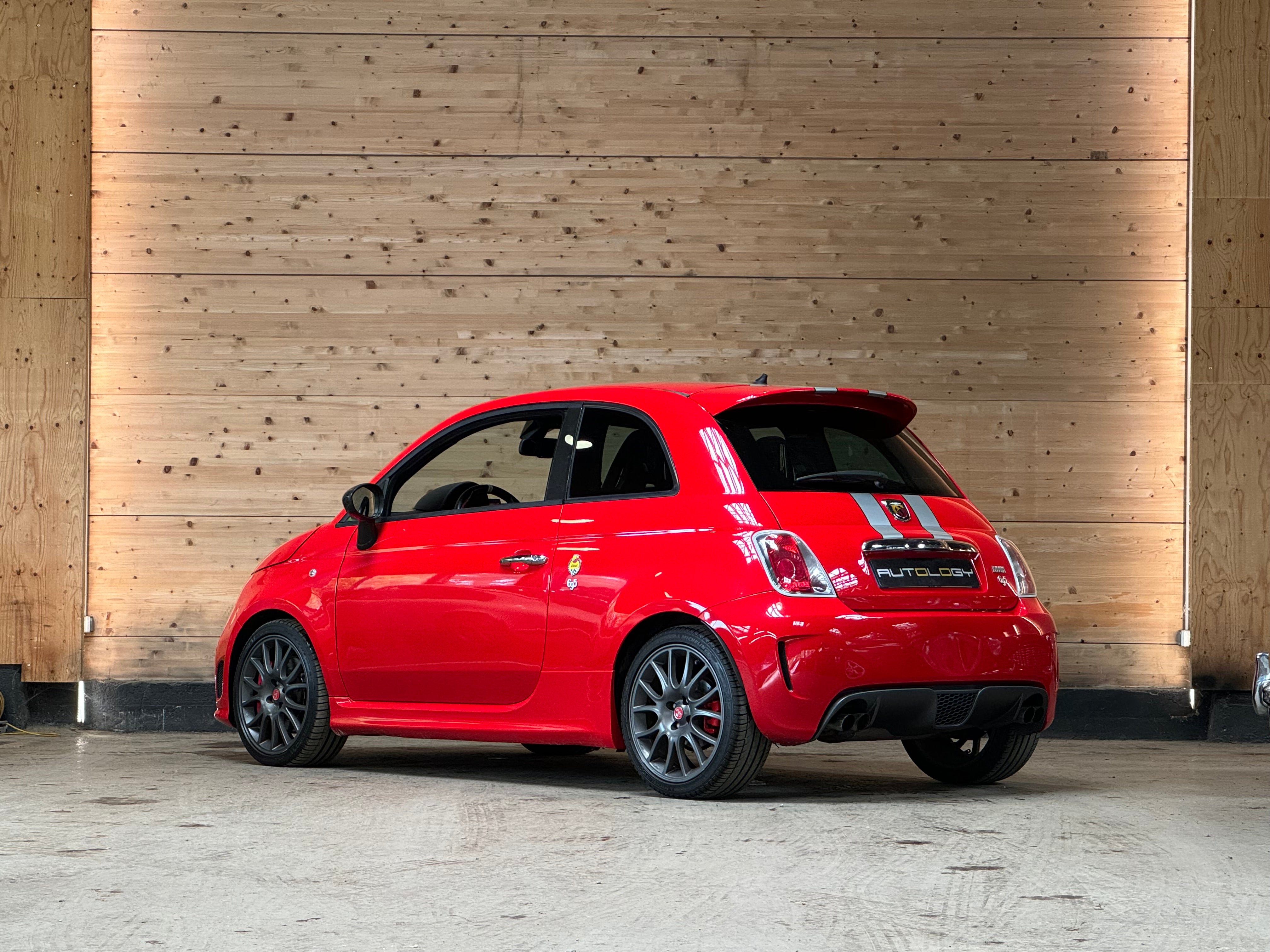 Abarth 695 Tributo Ferrari