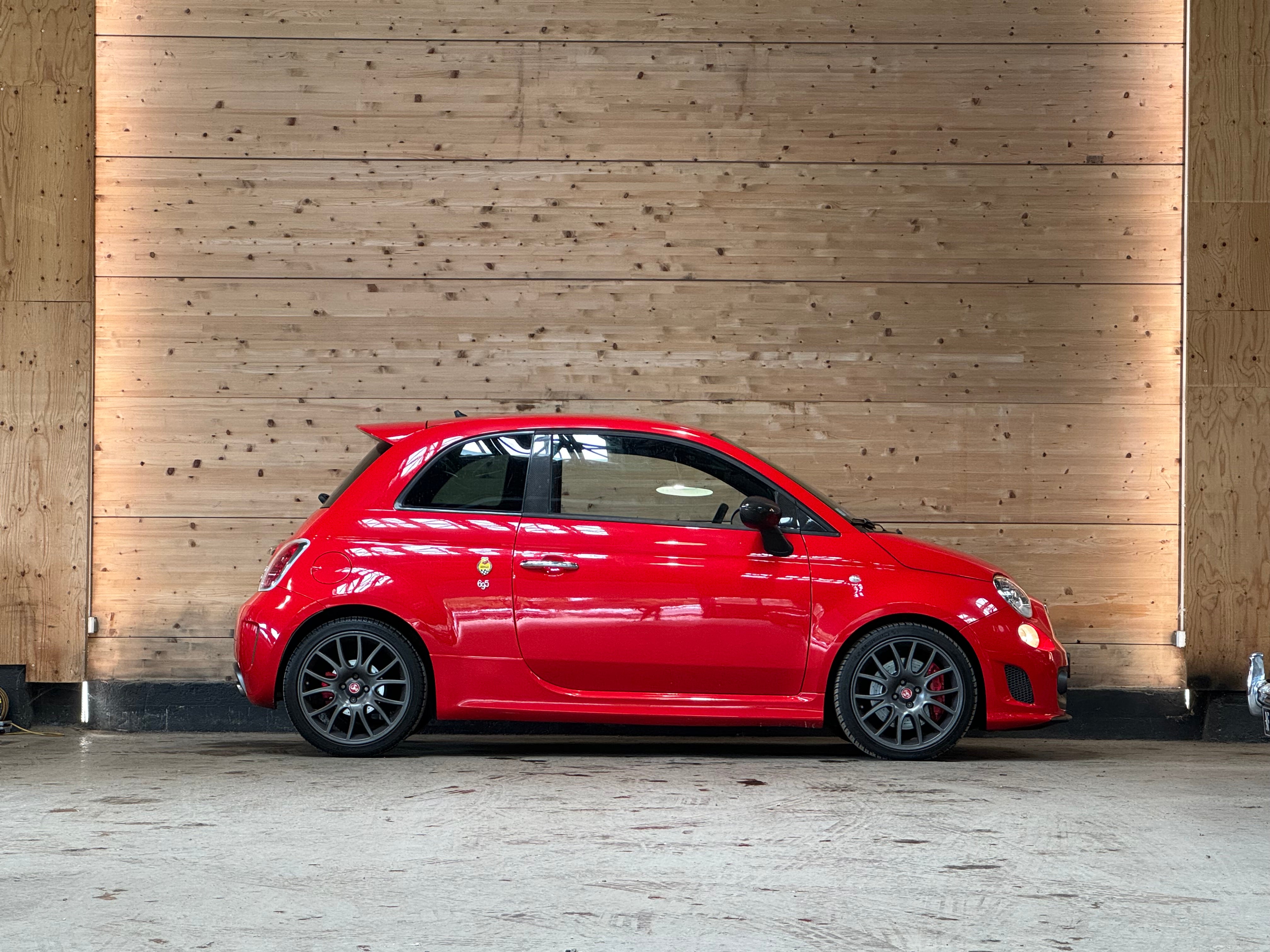 Abarth 695 Tributo Ferrari