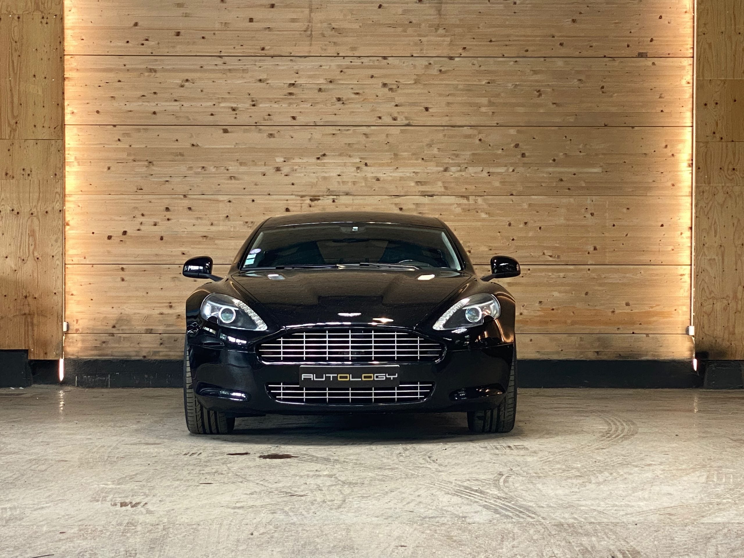 Aston Martin Rapide