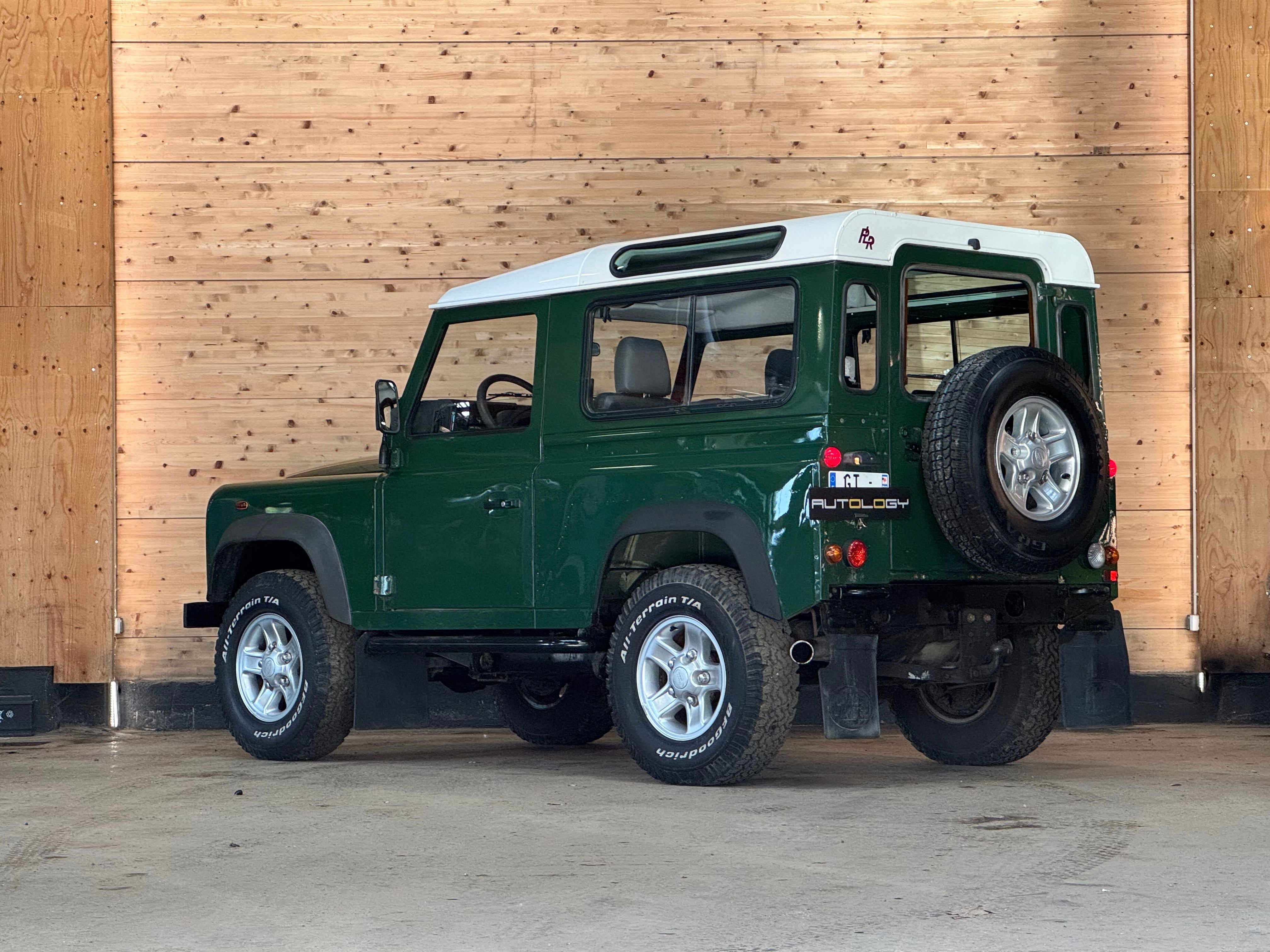 Land Rover Defender 90 Td5 Hard Top