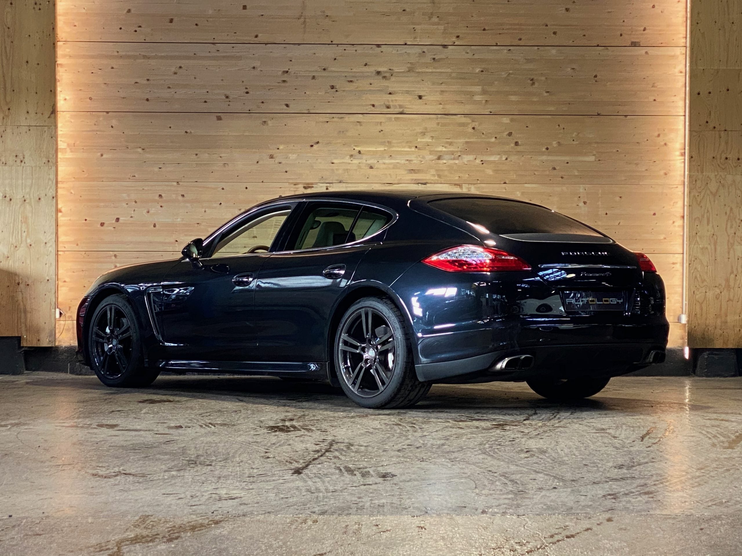 Porsche Panamera 4S V8 4.8 400ch