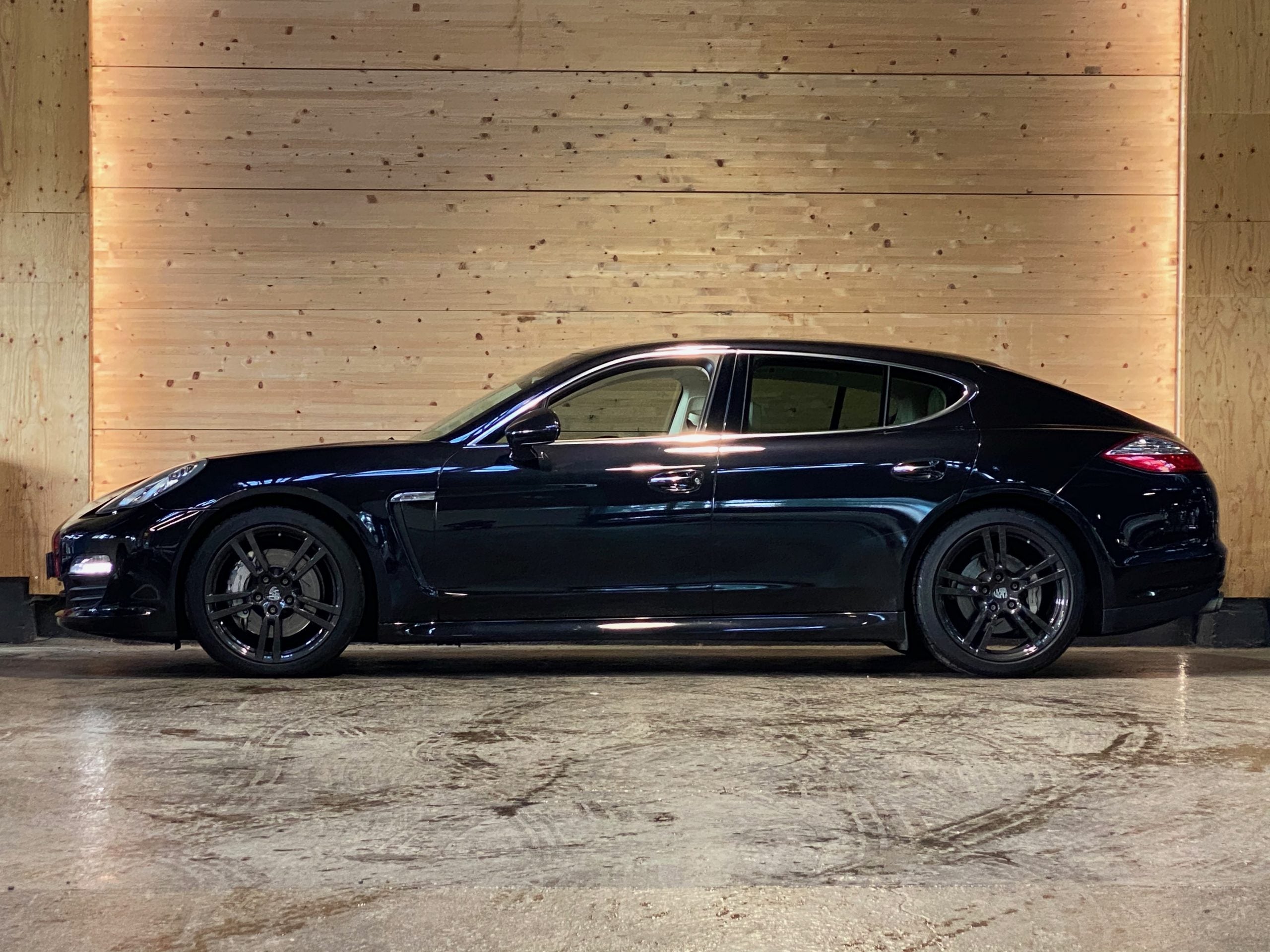 Porsche Panamera 4S V8 4.8 400ch