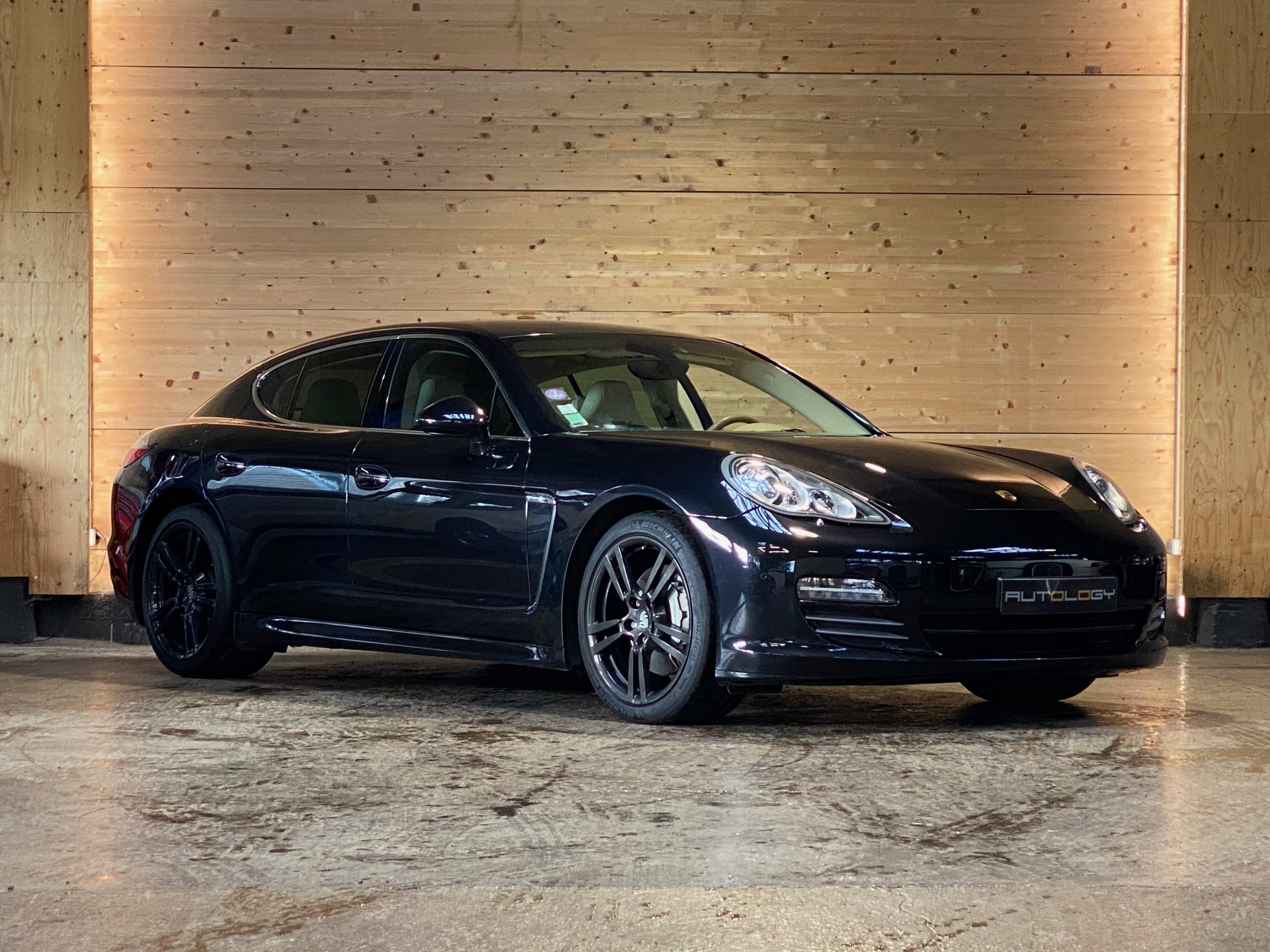 Porsche Panamera 4S V8 4.8 400ch