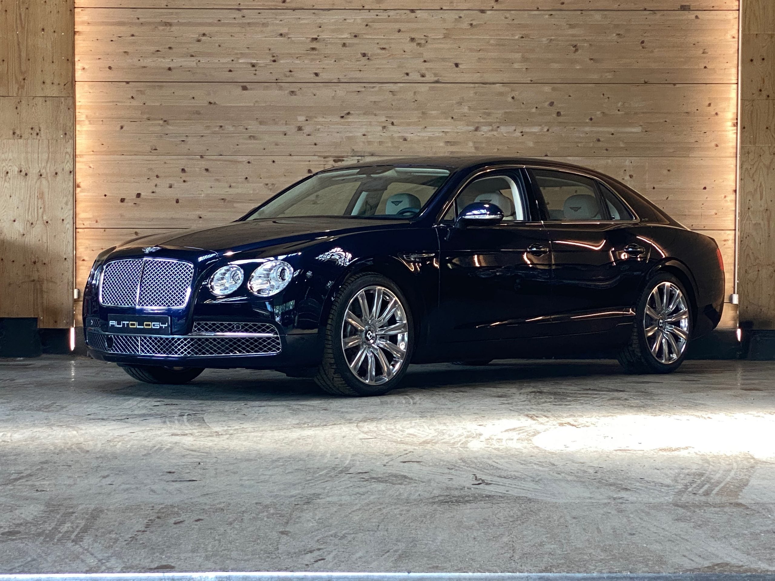 Bentley Flying Spur W12