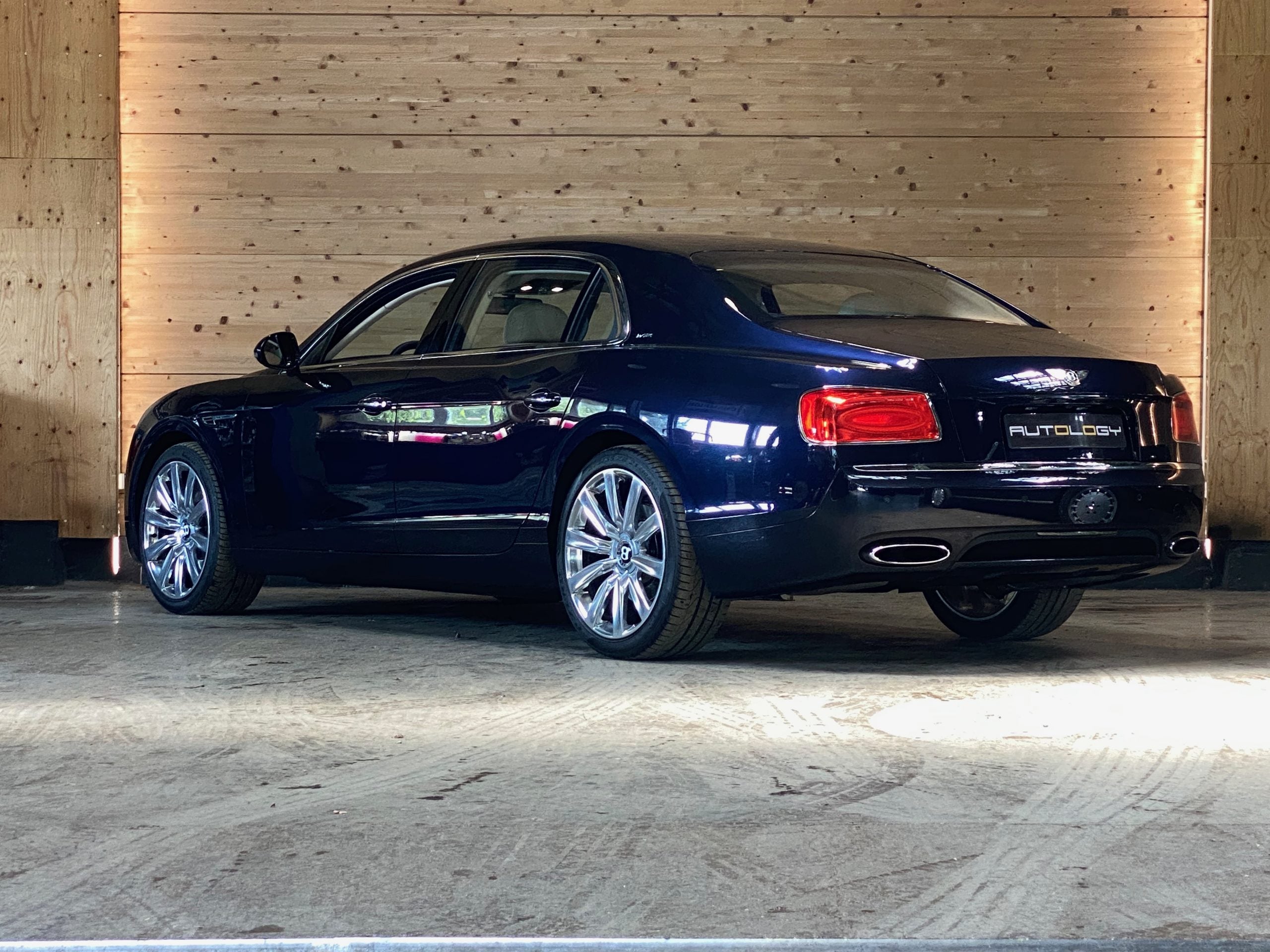 Bentley Flying Spur W12