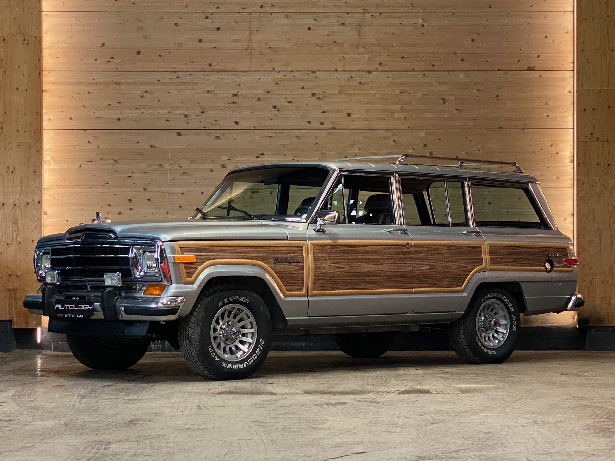 Jeep Grand Wagoneer "Final Edition"