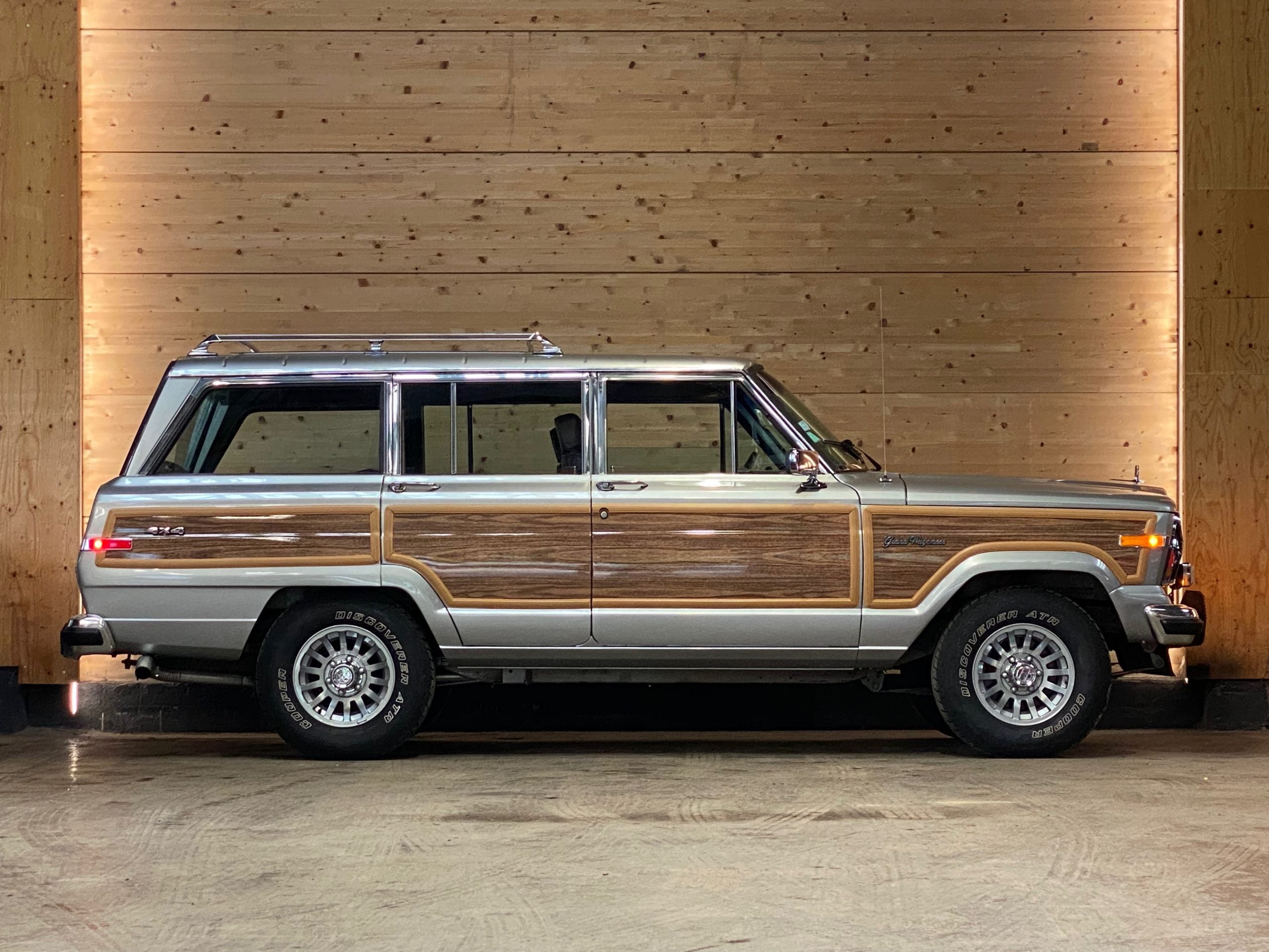 Jeep Grand Wagoneer "Final Edition"