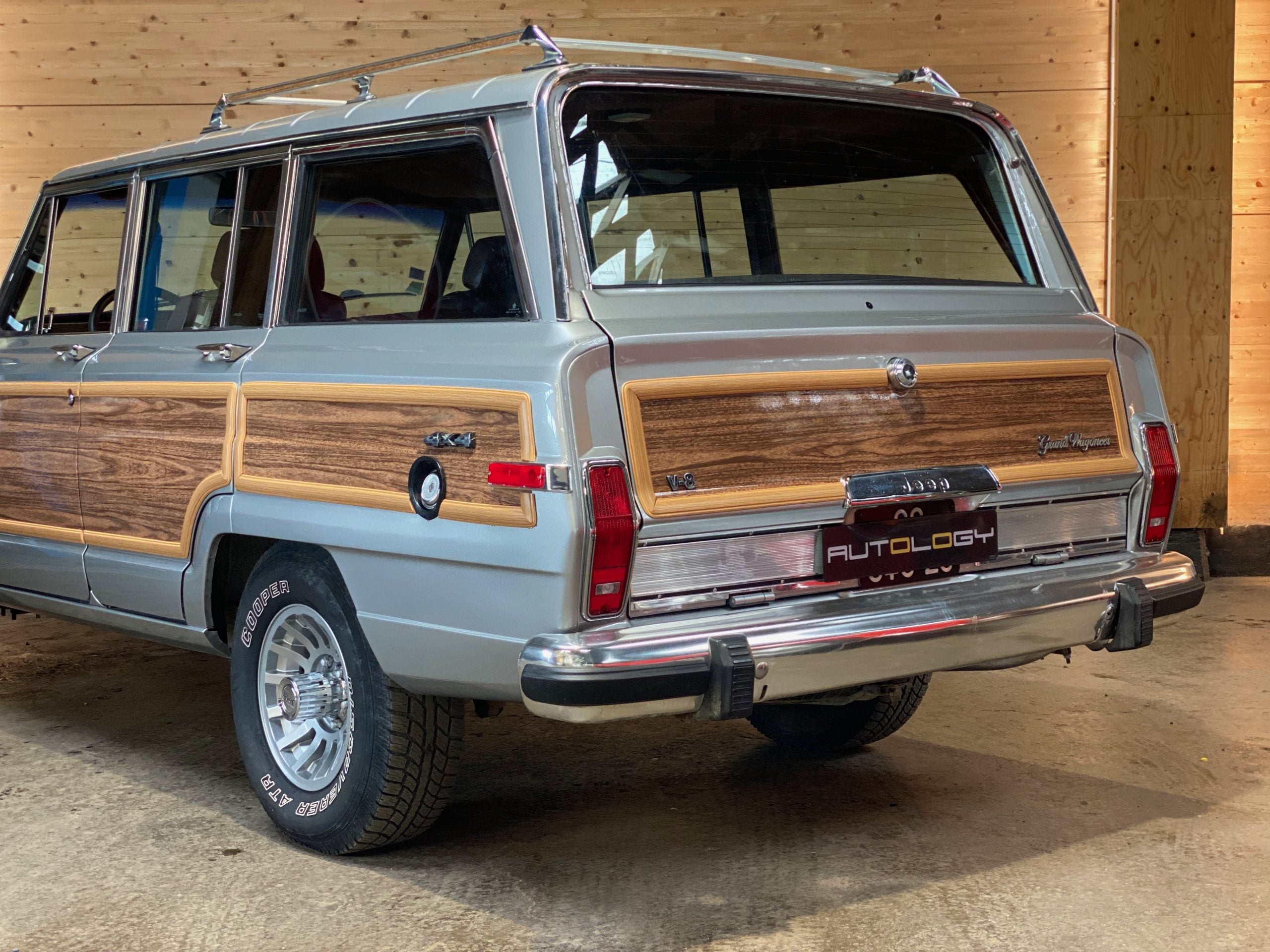 Jeep Grand Wagoneer "Final Edition"