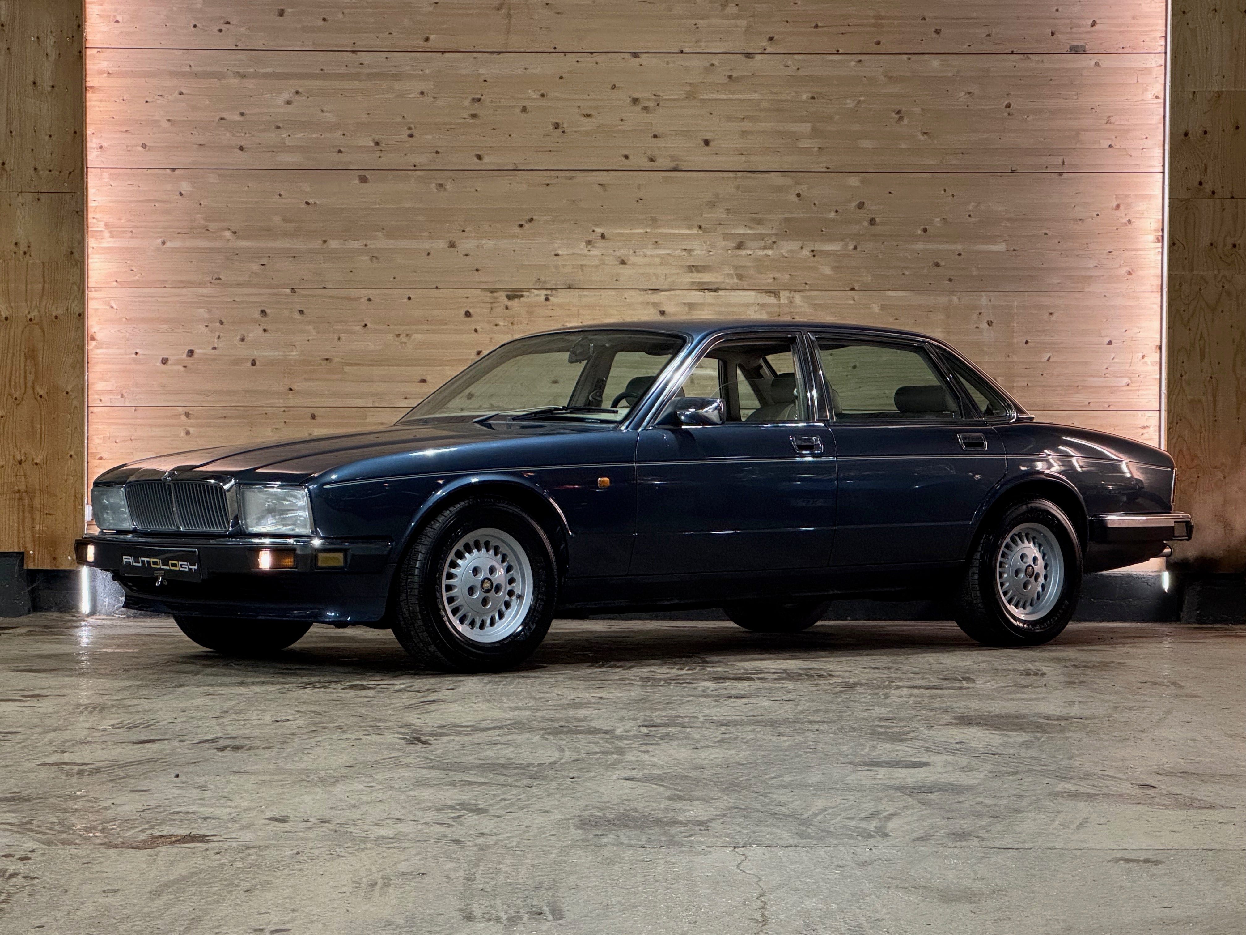 Jaguar XJ40 4.0 Sovereign