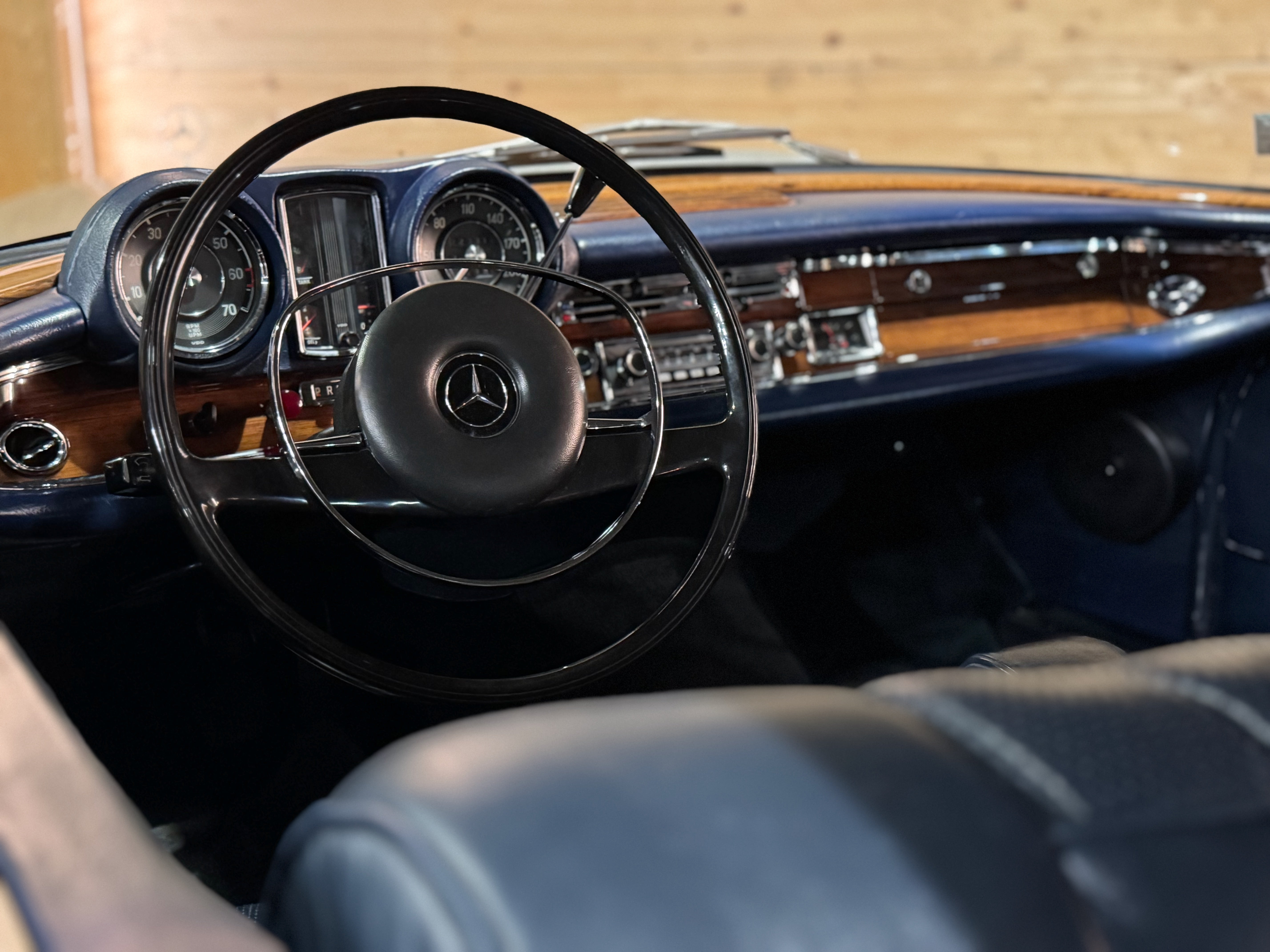 Mercedes 280SE Cabriolet Automatic