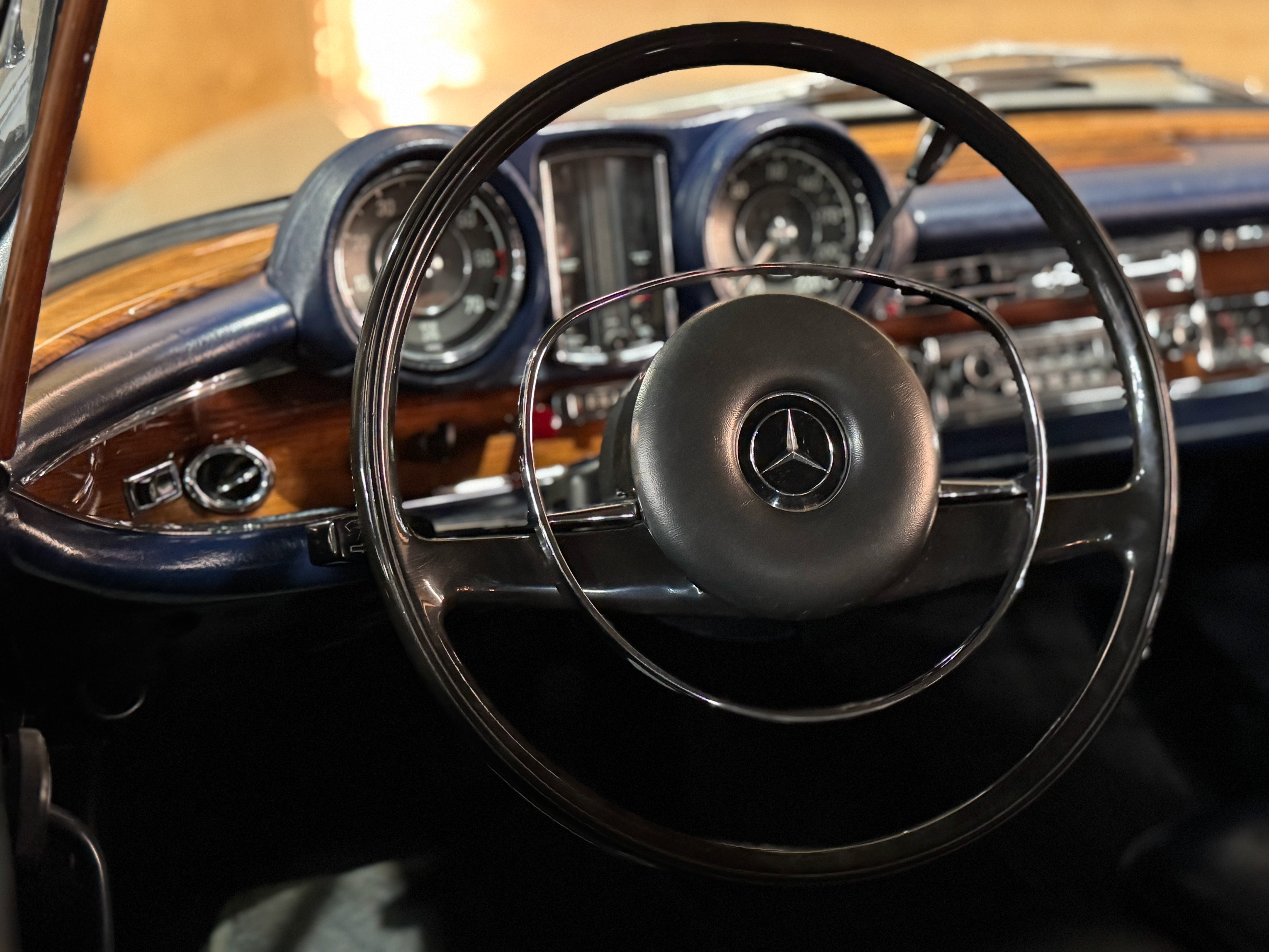 Mercedes 280SE Cabriolet Automatic