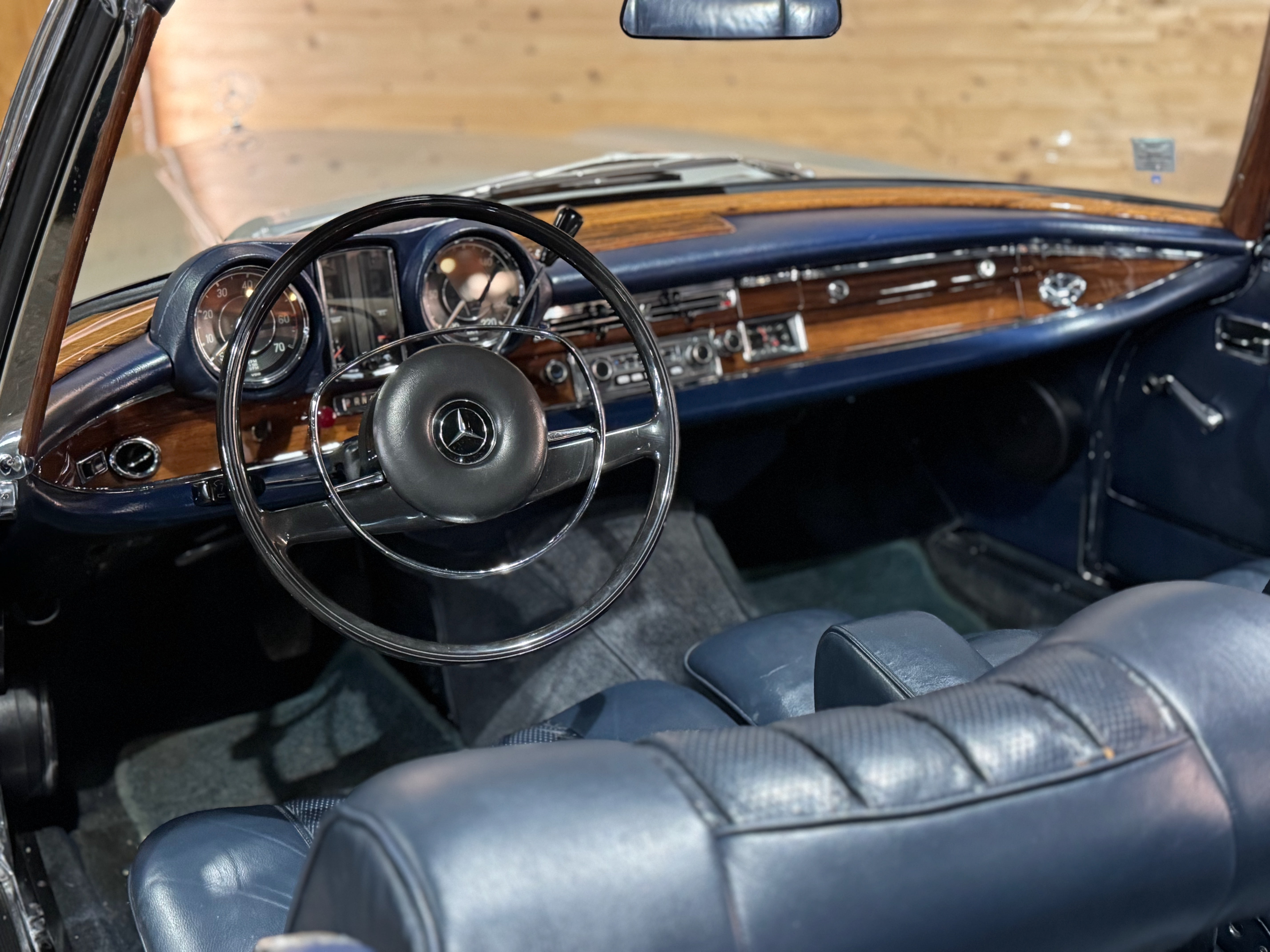 Mercedes 280SE Cabriolet Automatic