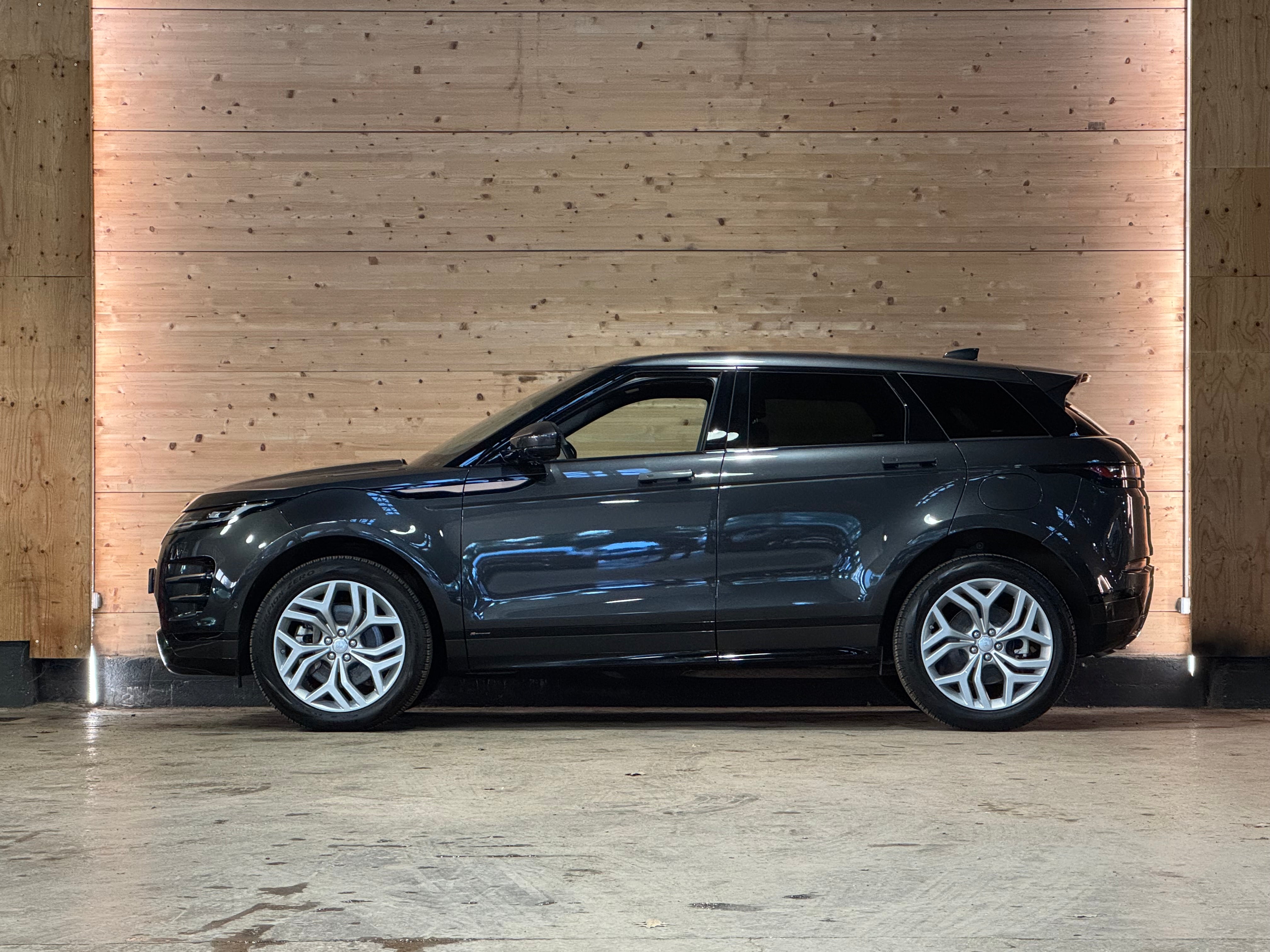 Land Rover Range Rover Evoque P300e PHEV SE R-Dynamic