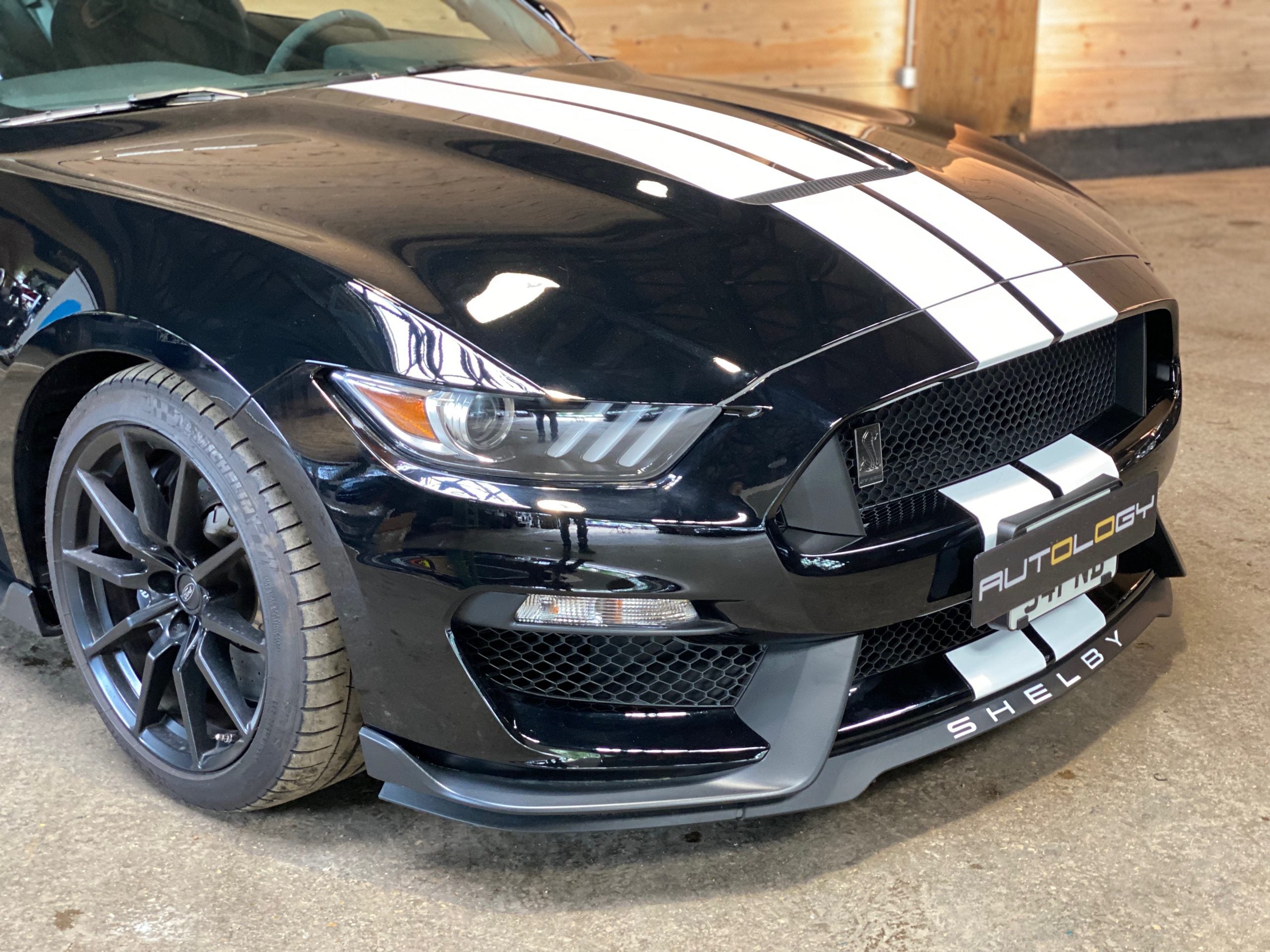 Ford Mustang Shelby GT 350