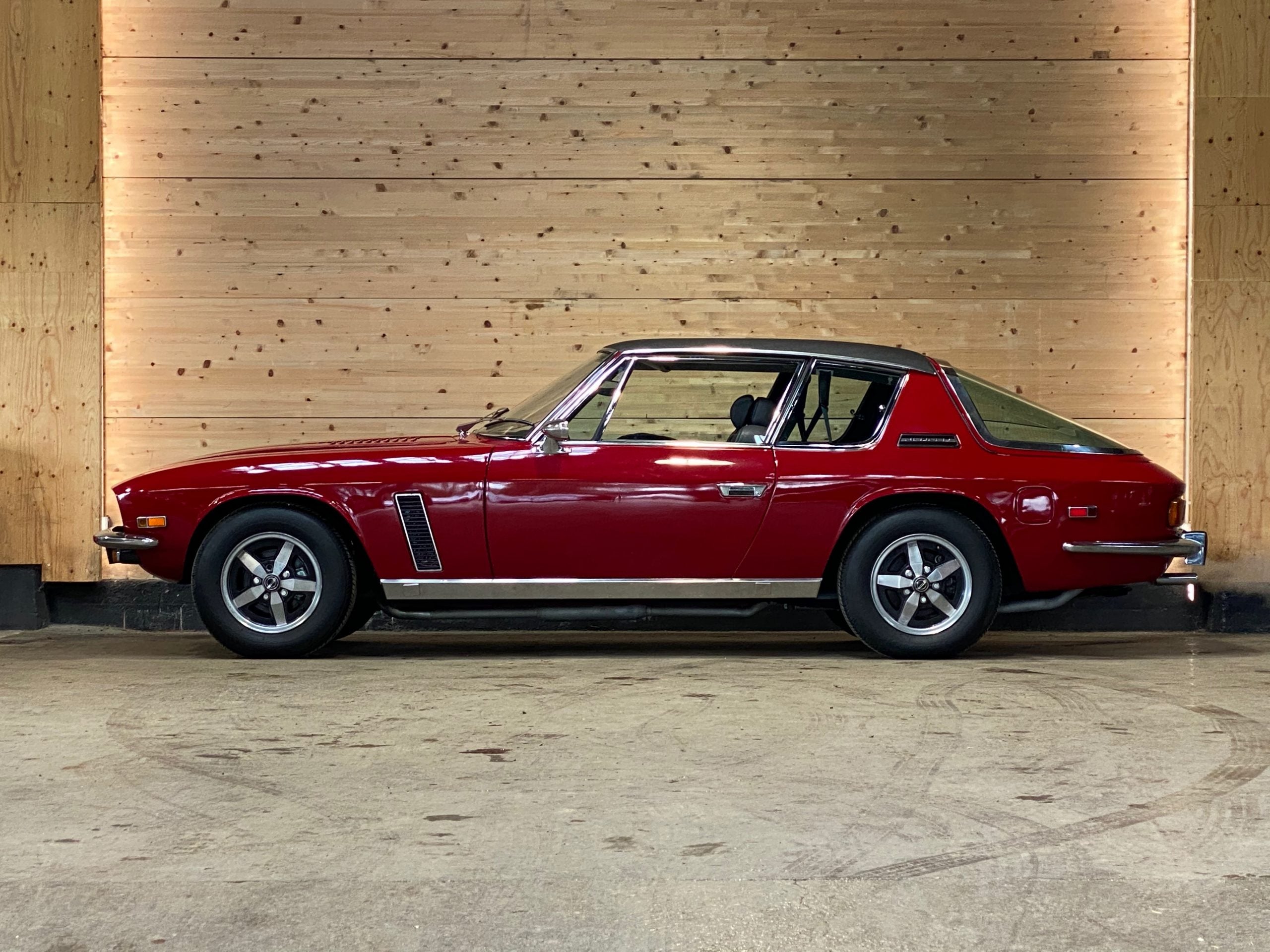 Jensen Interceptor III