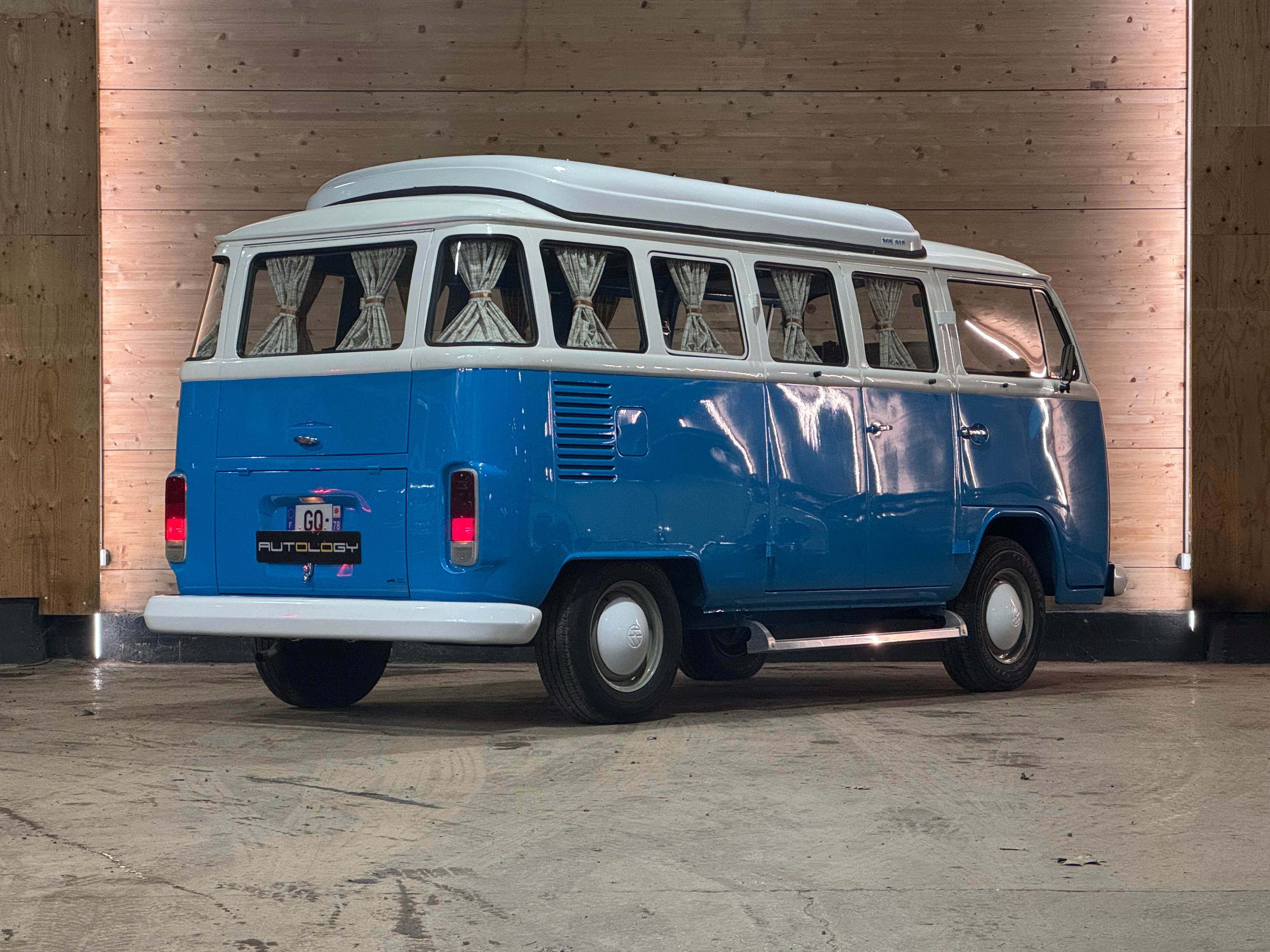 Volkswagen Combi T2b Camper by Bob Iser